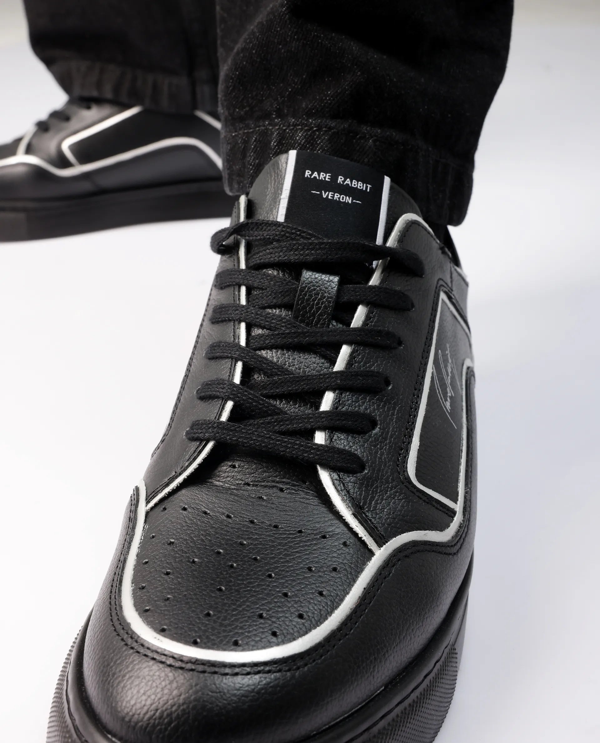 Rare Rabbit Men Veron Black Genuine Leather Dual Tone Low-Top Lace-Up Shoes