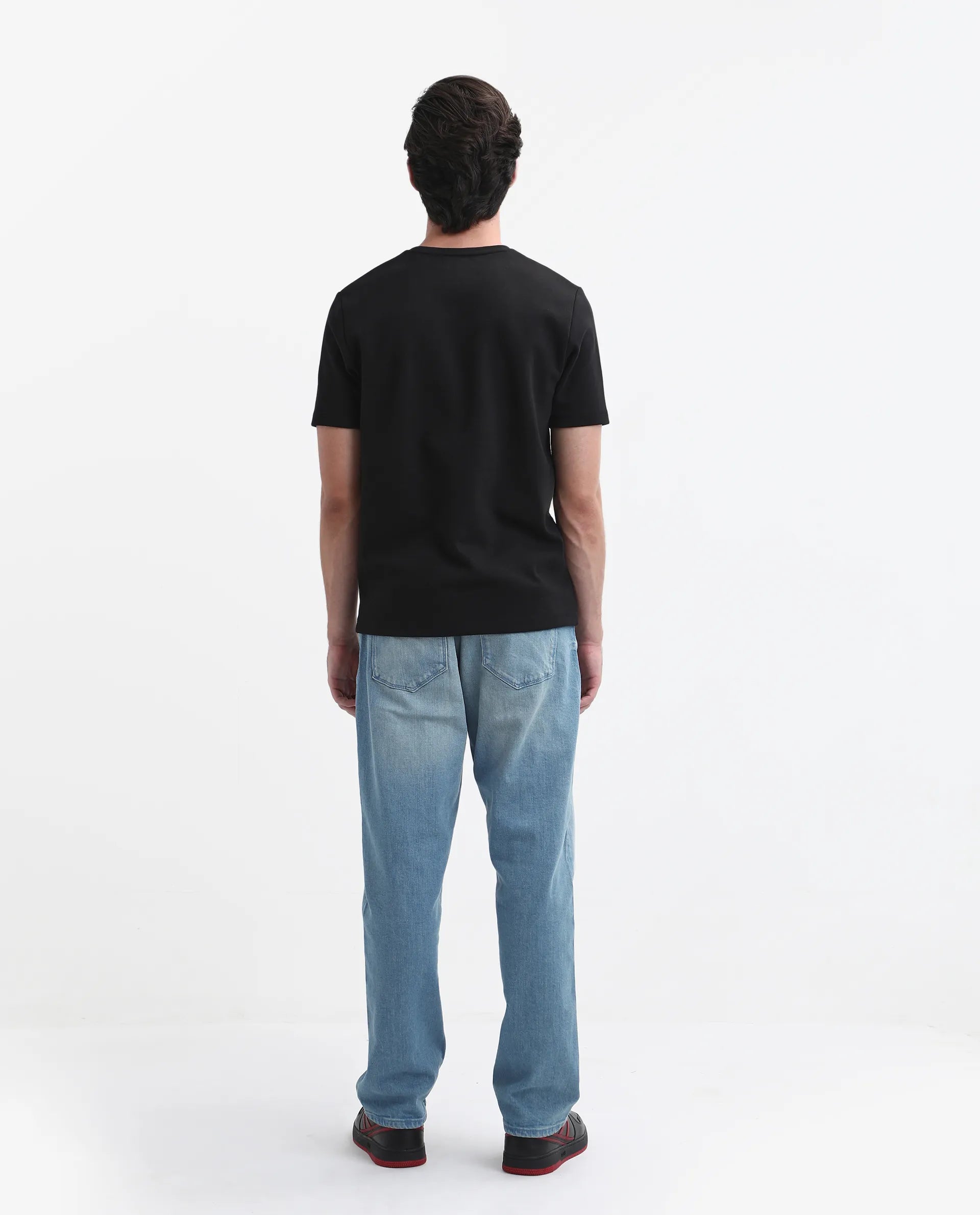 Rare Rabbit Men's Vlad-D Blue Cotton Blend Plain Kurt Carrot Fit Jeans