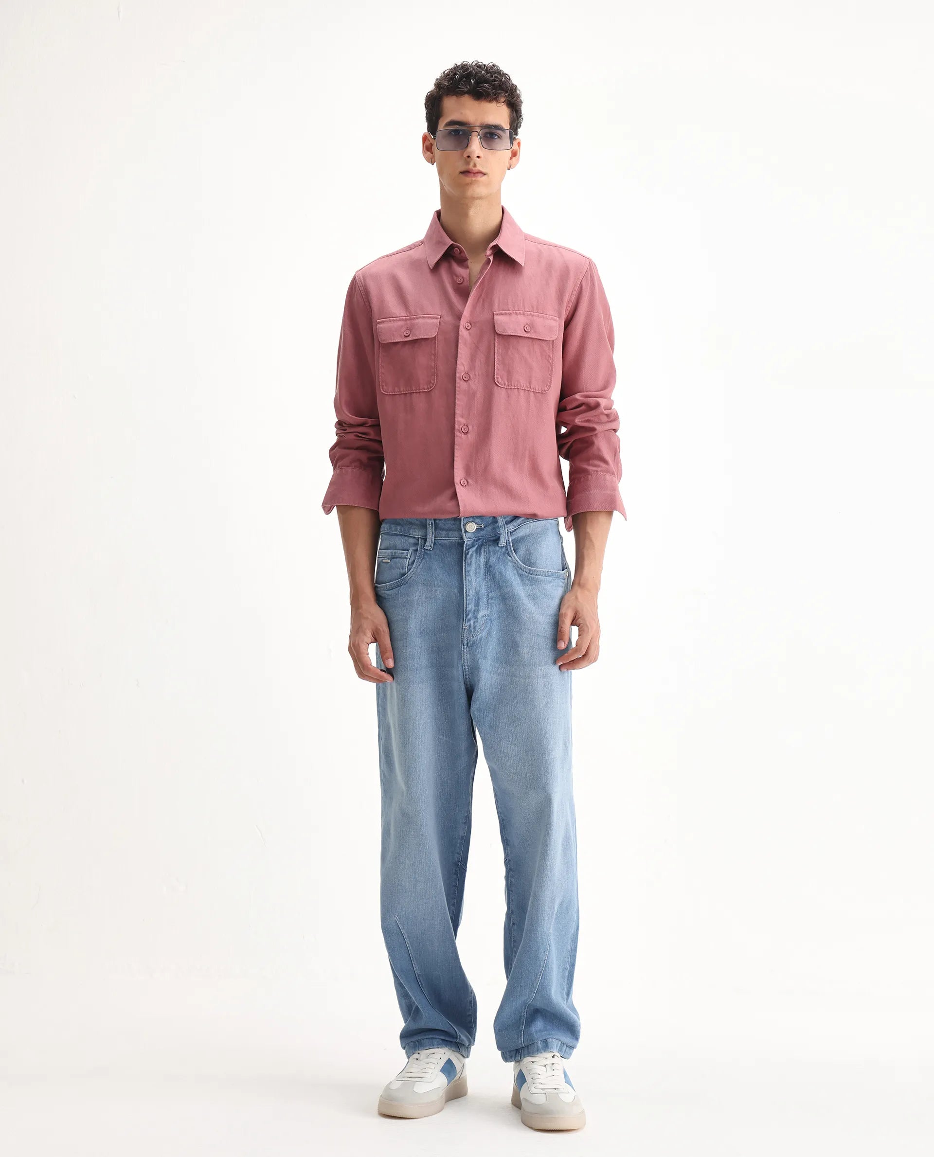 Rare Rabbit Men's Vort Light Blue Cotton Blend Plain Baggy Fit Jeans