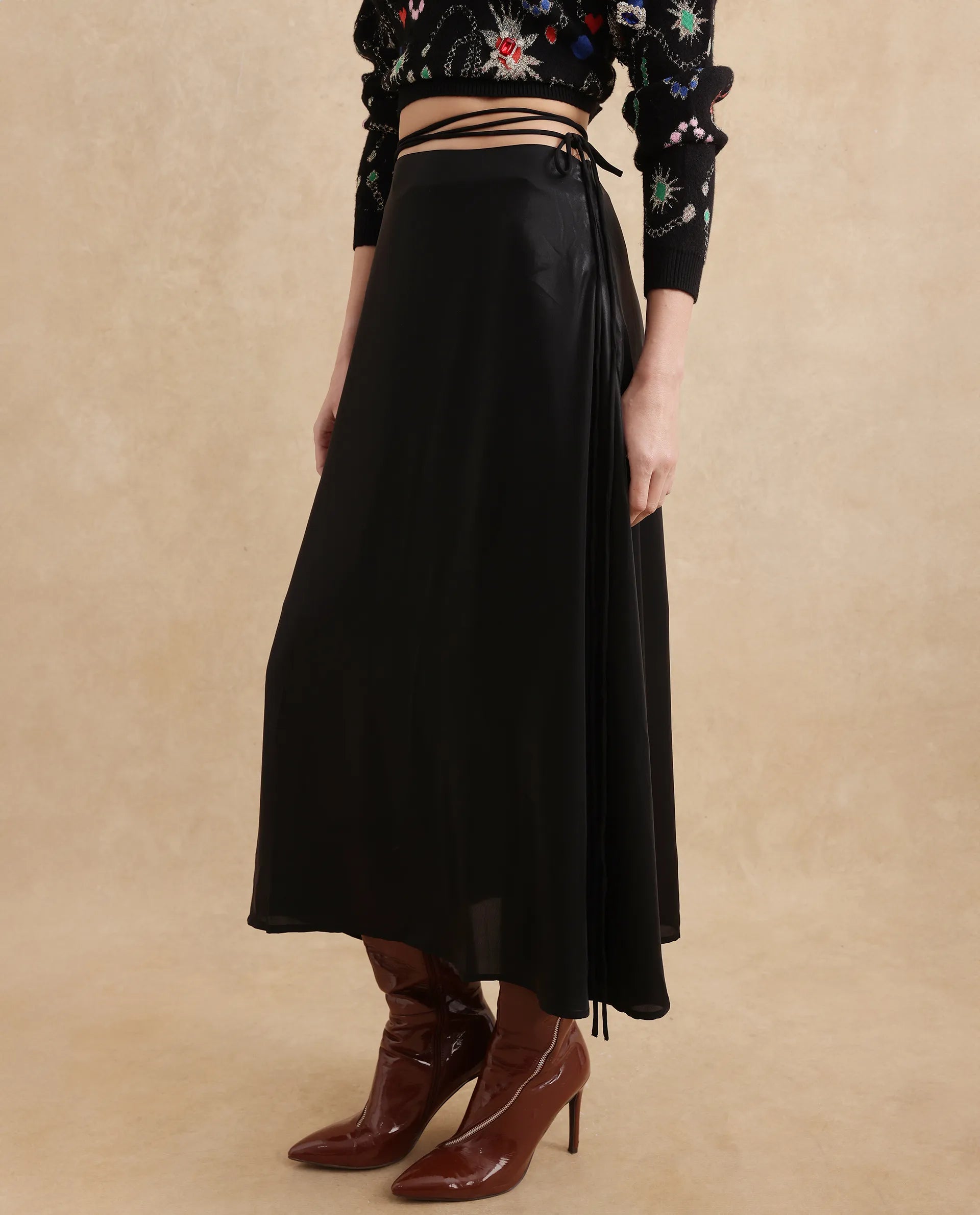 Rareism Women Wagna Black Zipper Closure Flared Maxi Plain Skirt