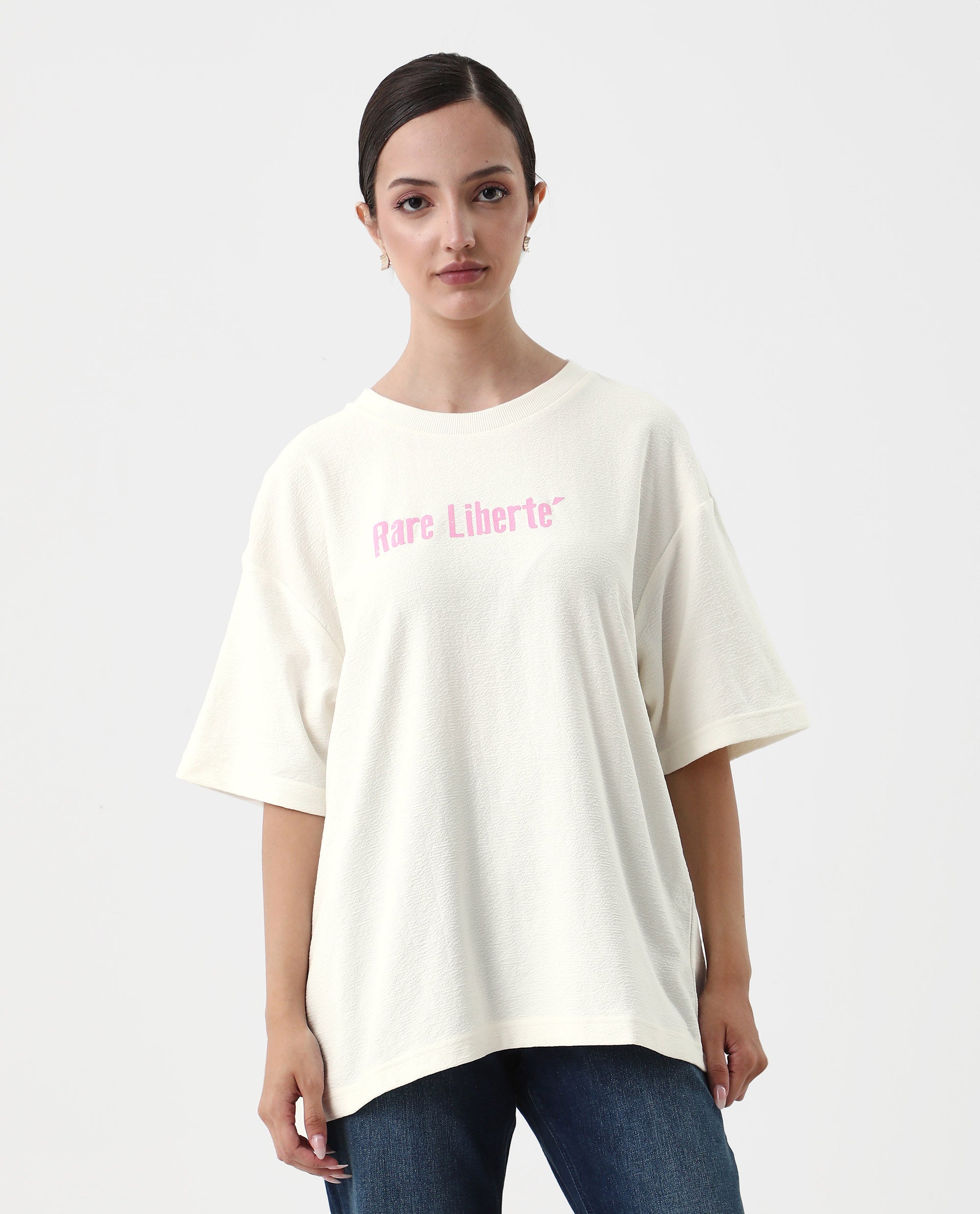 Rareism Women's Wahre Off White Cotton Crew Neck Graphic Print Oversized T-Shirt