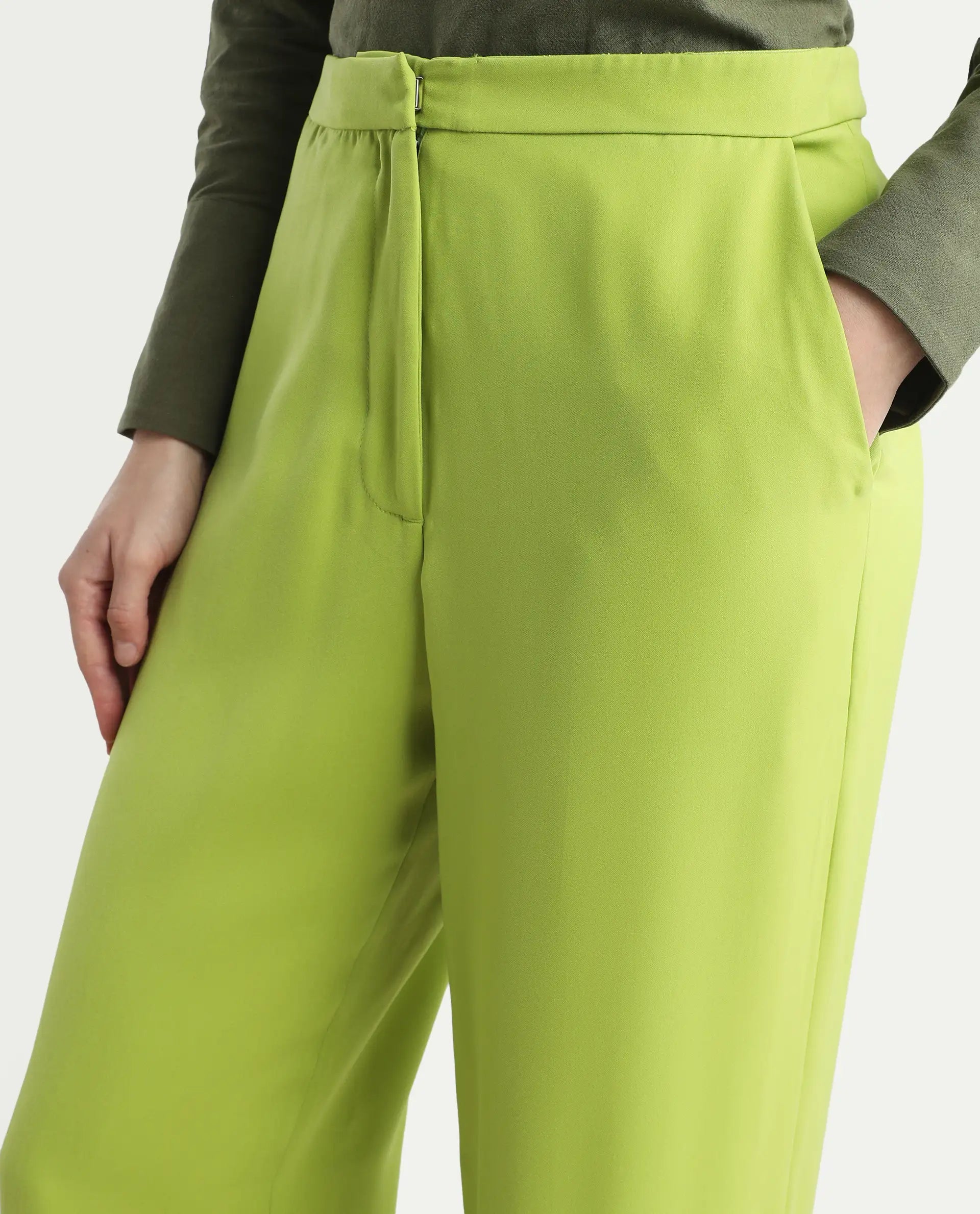Rareism Women's Waif Green Polyester Blend Plain Ankle Length Straight Fit Trouser
