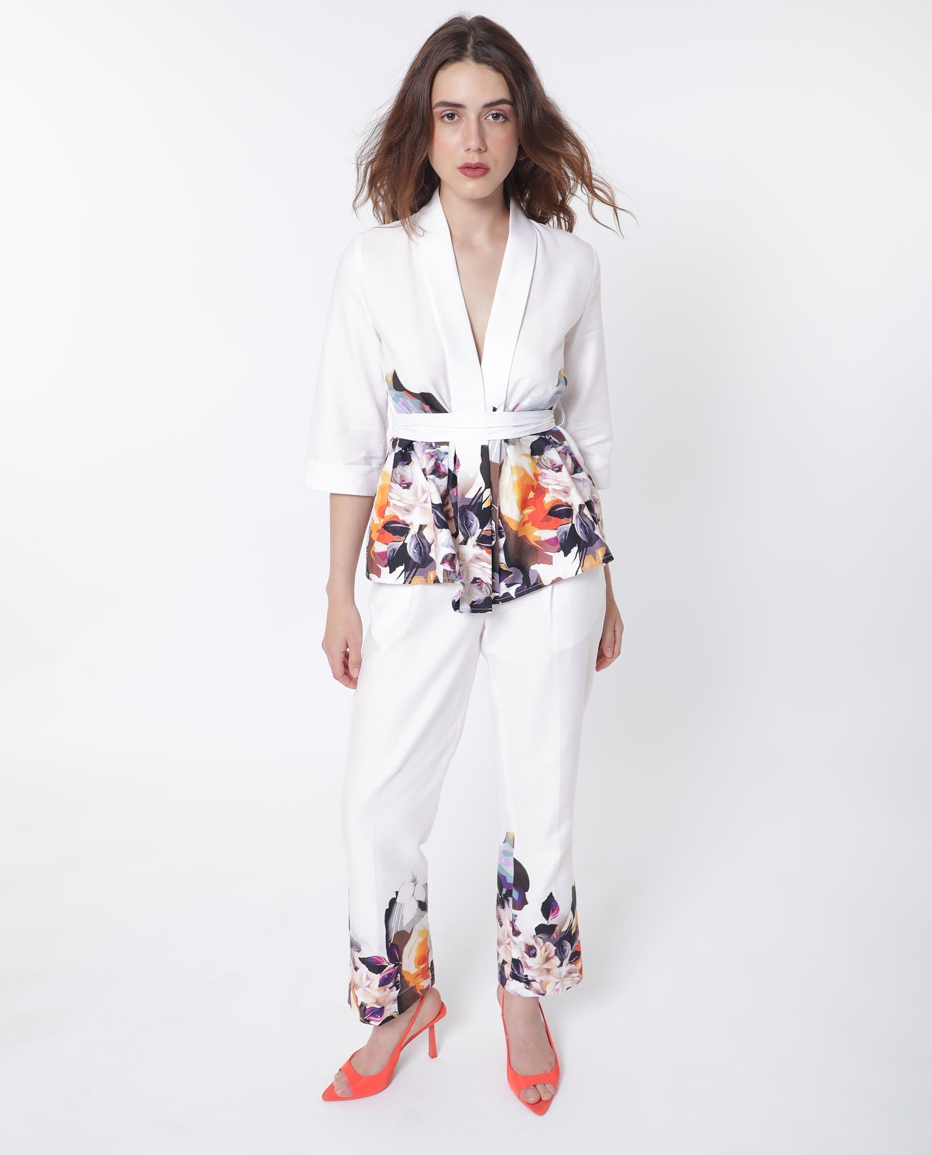Rareism Women Weigen White Cotton Fabric Relaxed Fit Floral Print Ankle Length Trousers