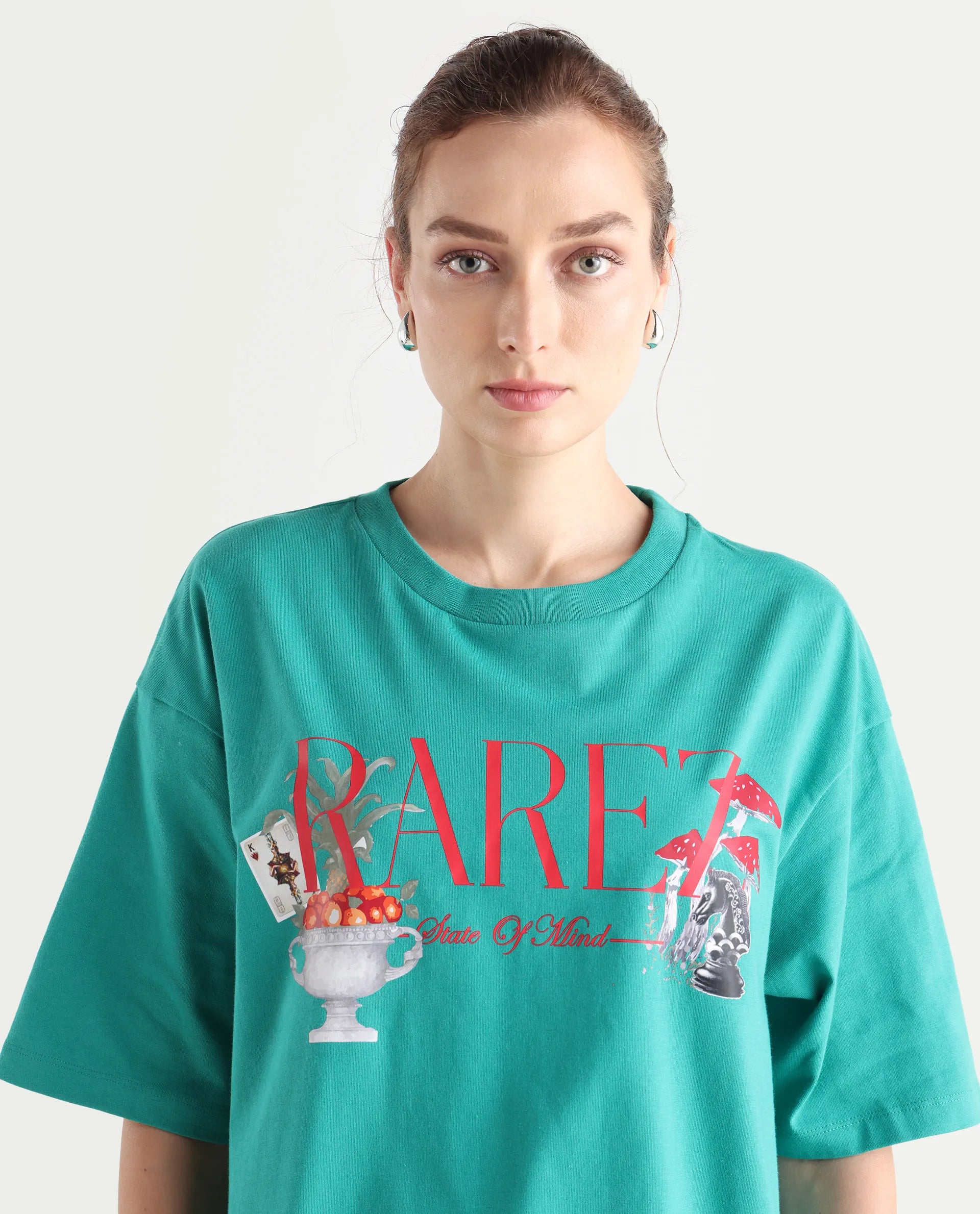 Rareism Women's Xena Green Cotton Crew Neck Graphic Print Oversized T-Shirt