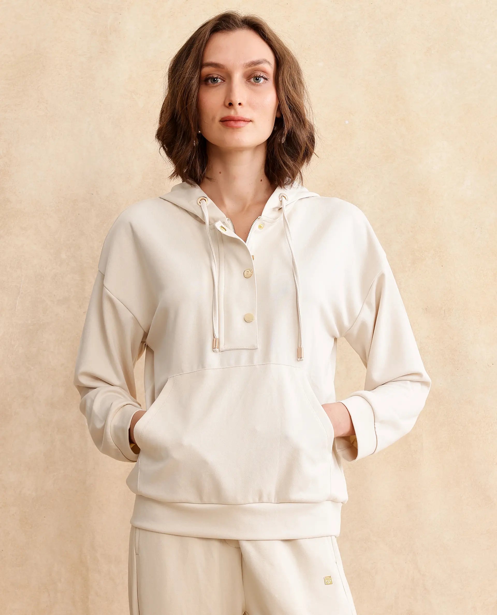 Rareism Women Yalova Primary Off White Full Sleeve Sweatshirt