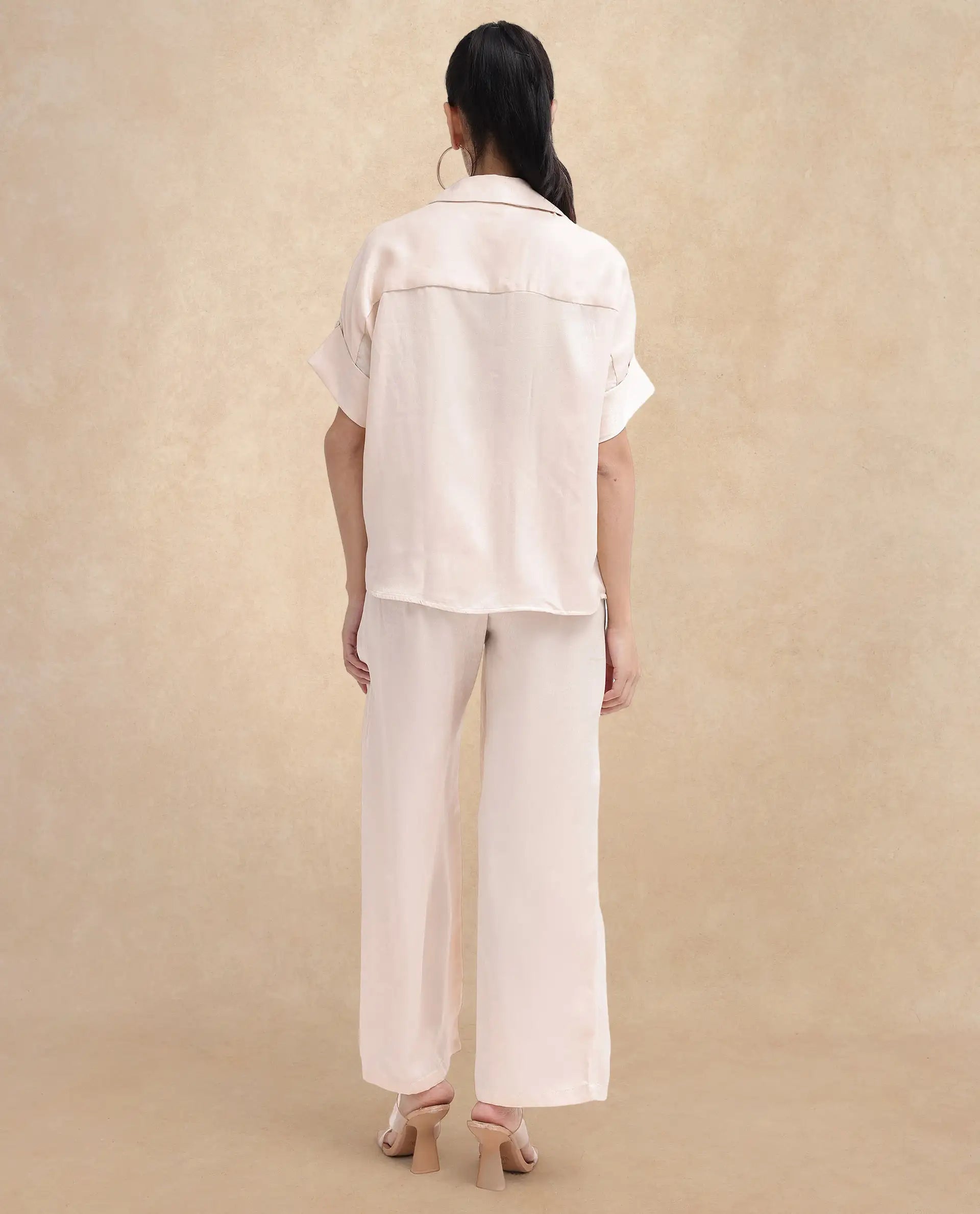 Rareism Women Yamato-T Light Beige Extended Sleeves Collared Neck Boxy Fit Plain Top