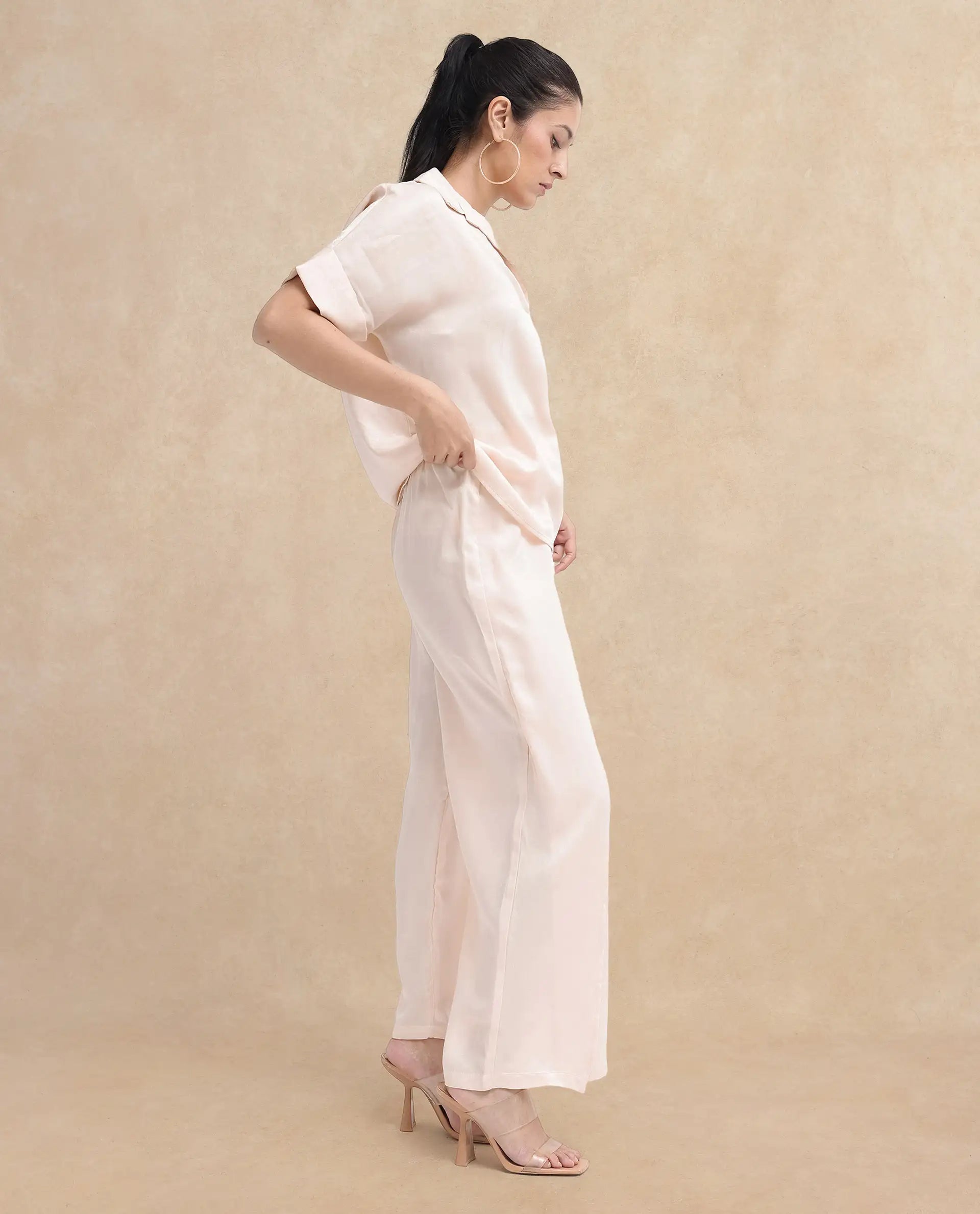 Rareism Women Yamato-T Light Beige Extended Sleeves Collared Neck Boxy Fit Plain Top