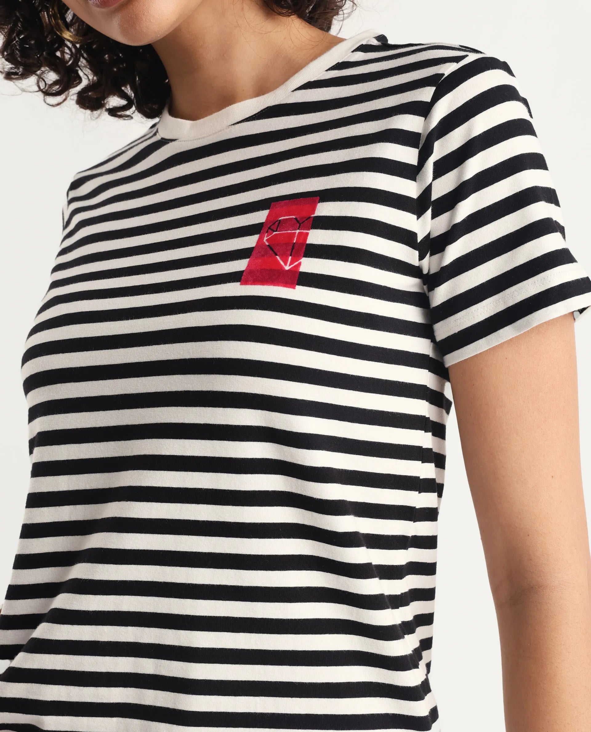 Rareism Women's Yaro Black Cotton Blend Crew Neck Graphic Print Regular Fit T-Shirt