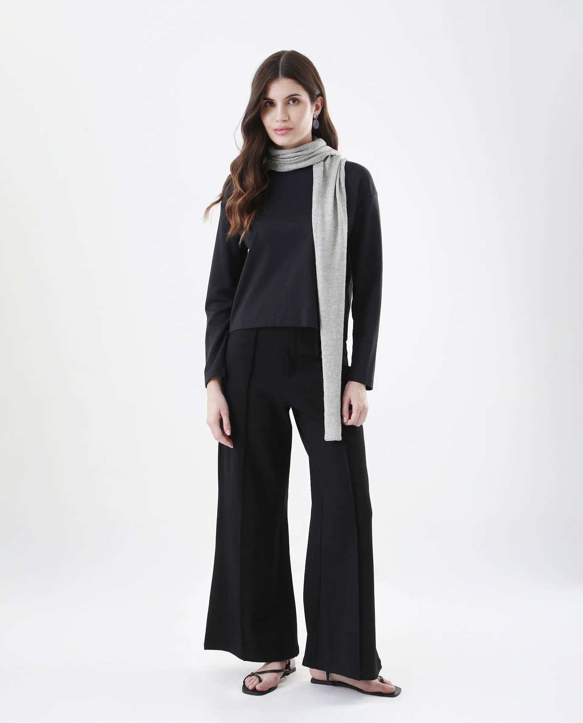 Rareism Women Yemen Dark Grey Plain Muffler