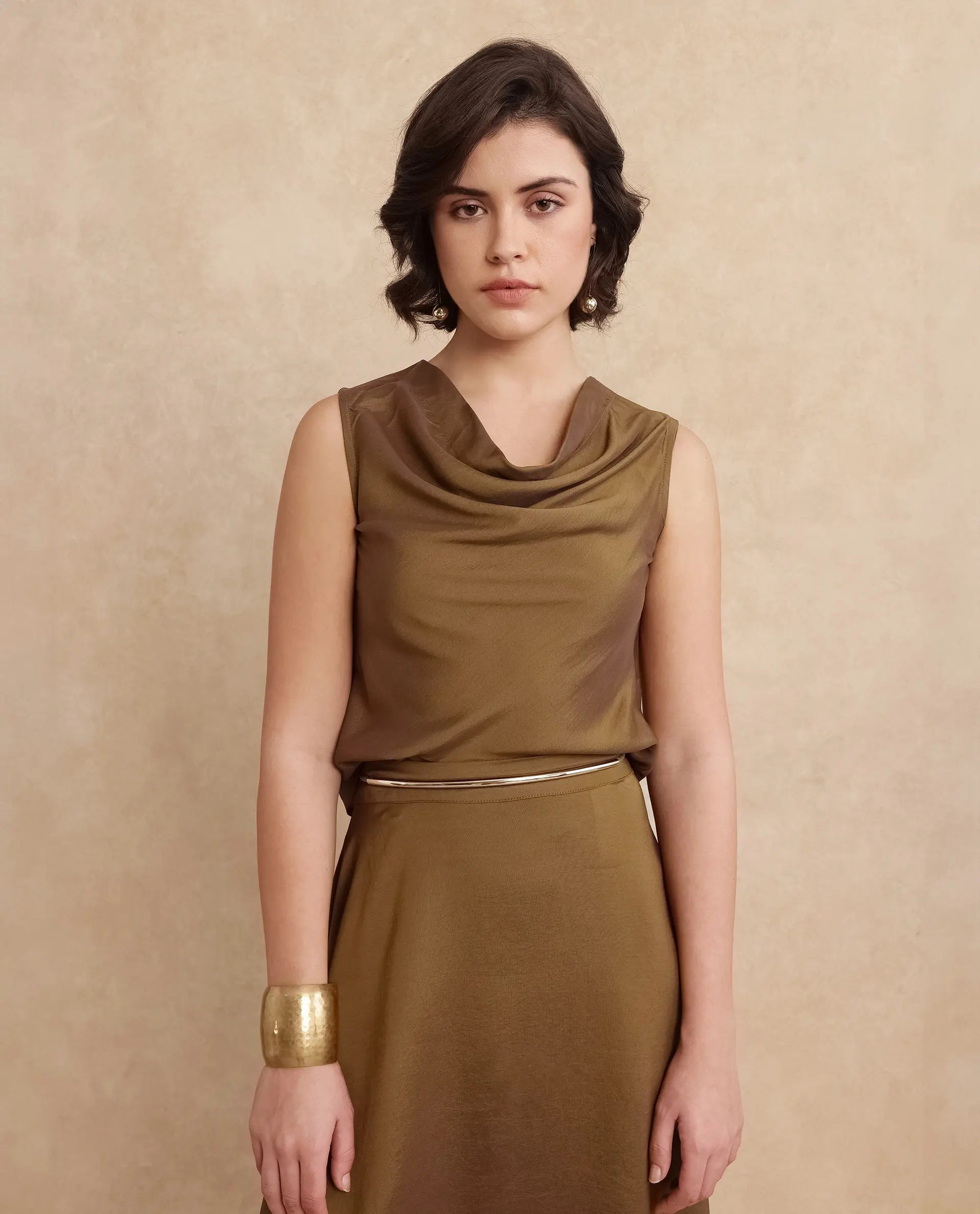 Rareism Women Yesmar Metallic Gold Zipper Closure Flared Maxi Plain Skirt