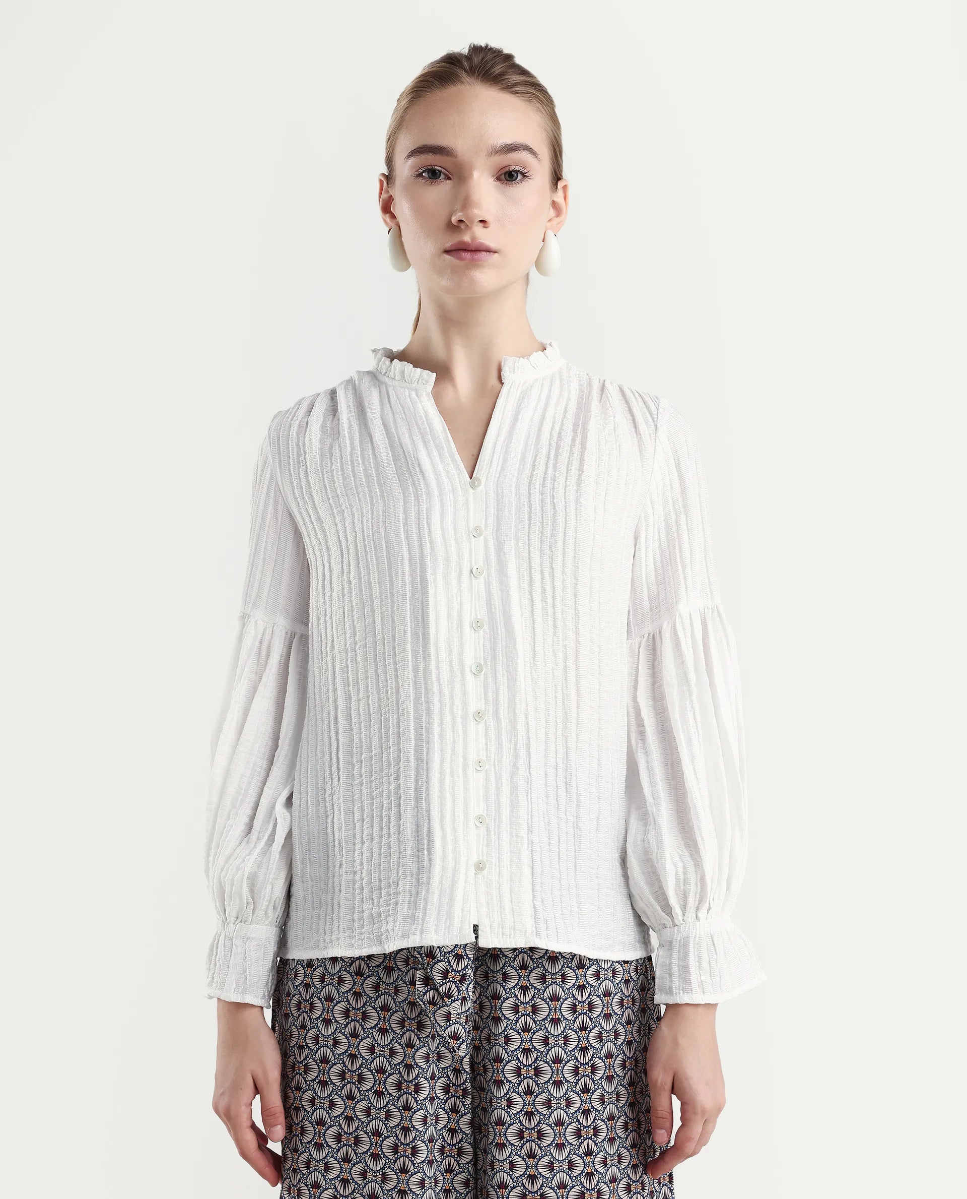 Rareism Women's Cotton Blend V-Neck Plain Lantern Sleeve Regular Fit Top