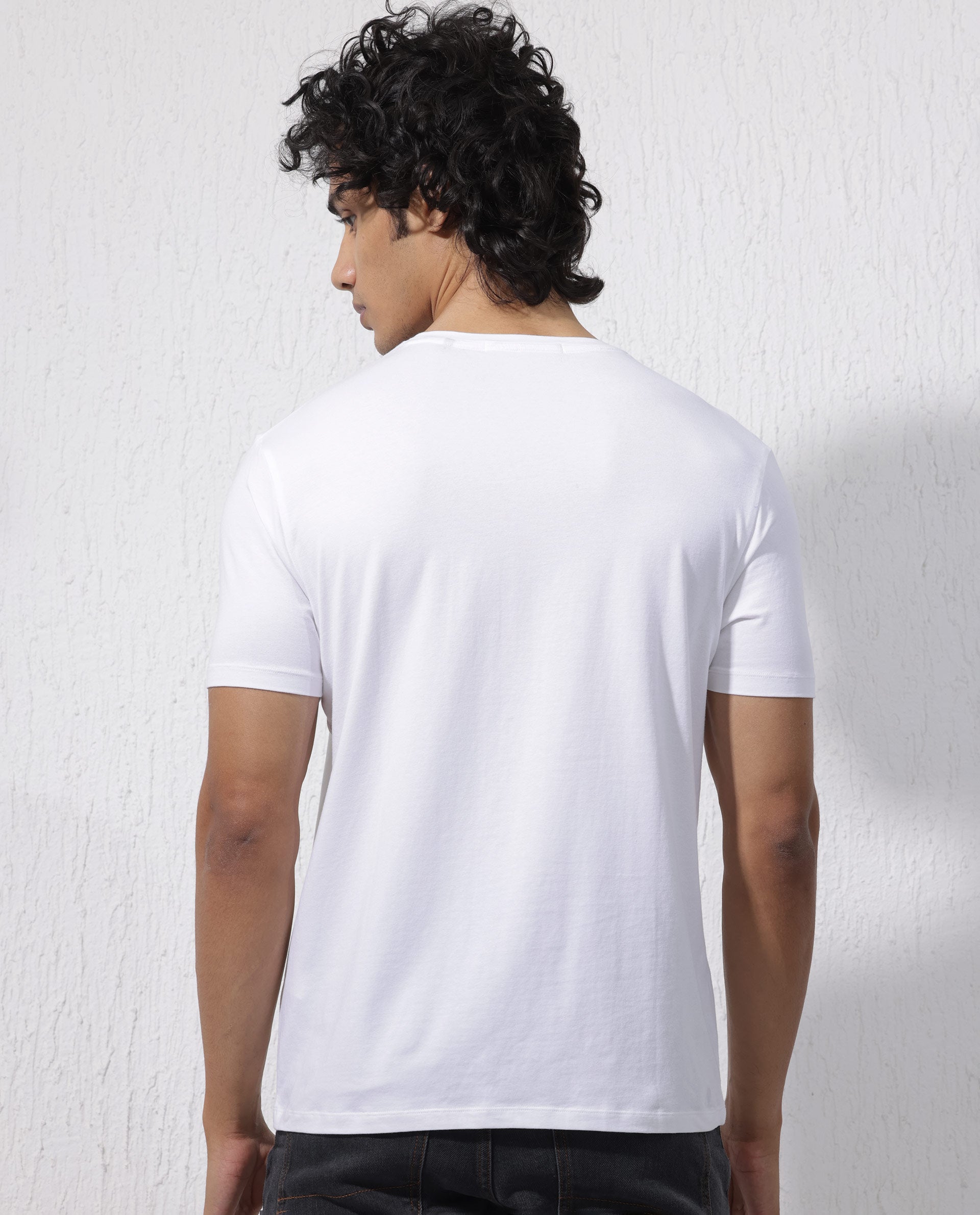 Rare Rabbit Men's Zalen White Short Sleeve Graphic Printed Logo T-shirt