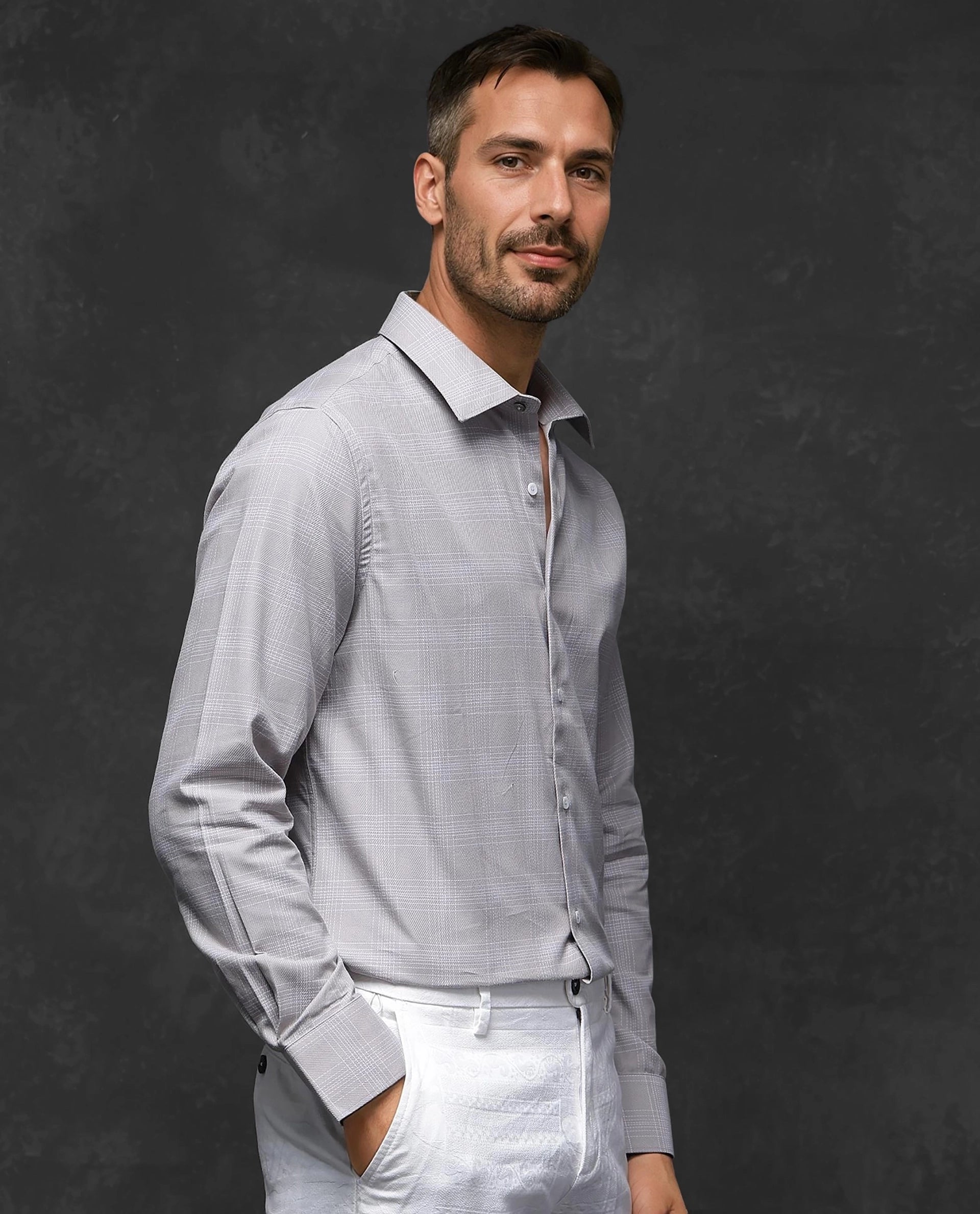 Rare Rabbit Men Zana Dusky Beige Full Sleeve Collared Neck Button Closure Regular Fit Checks Shirt