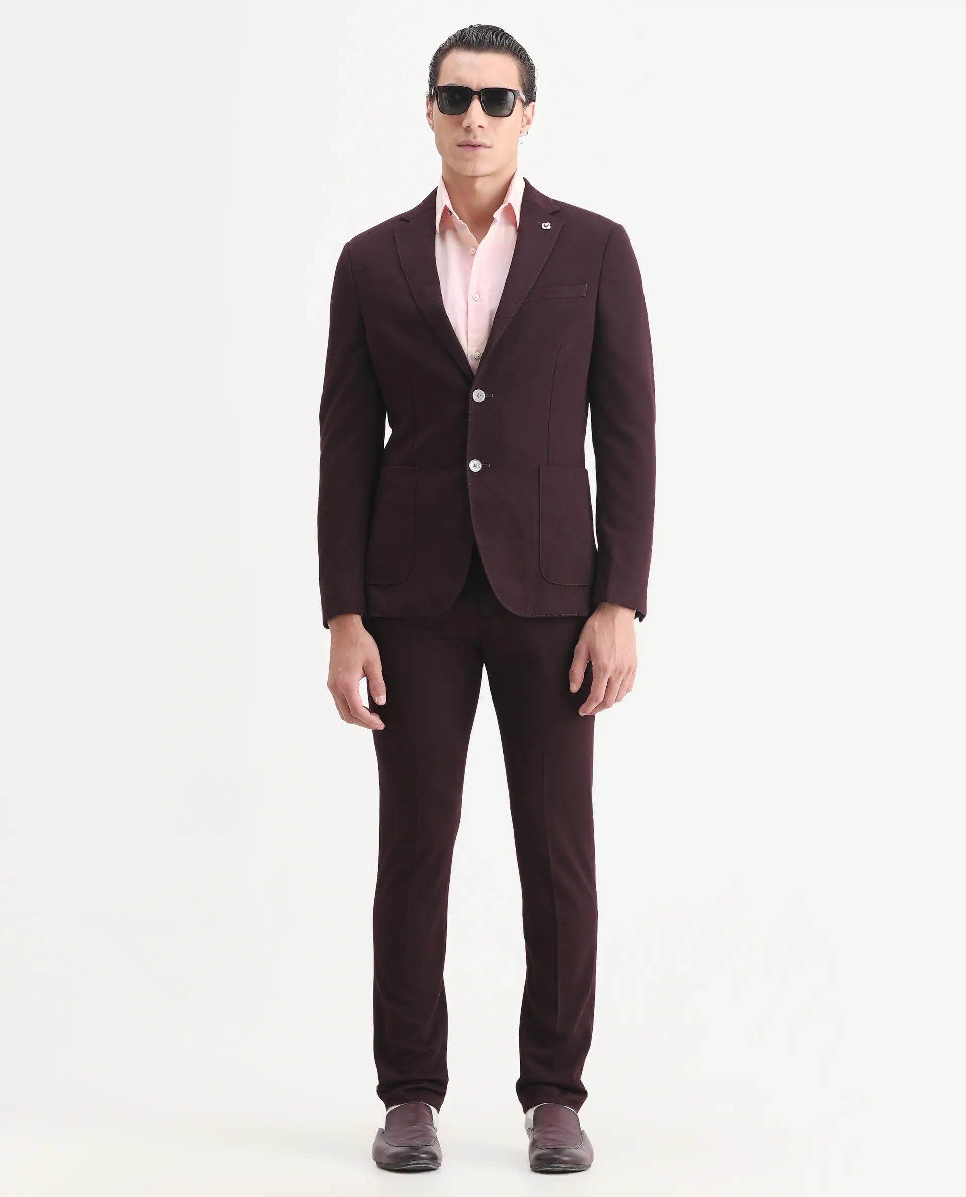 Rare Rabbit Men's Zandro Maroon Rayon Plain Tailored Fit Full Sleeve Lapel Neck Suits