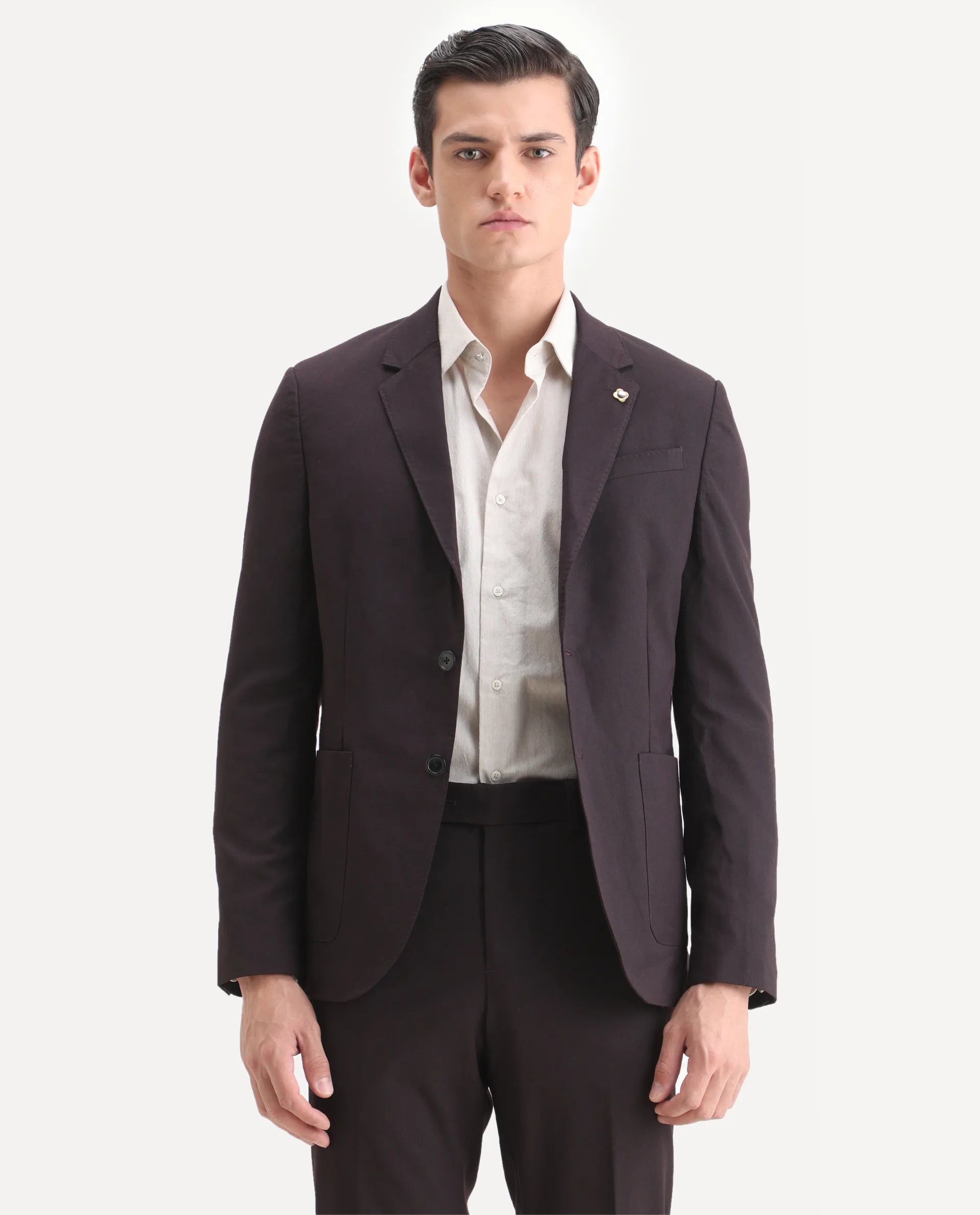 Rare Rabbit Men's Zanza Maroon Polyester Plain Tailored Fit Full Sleeve Lapel Neck Suits