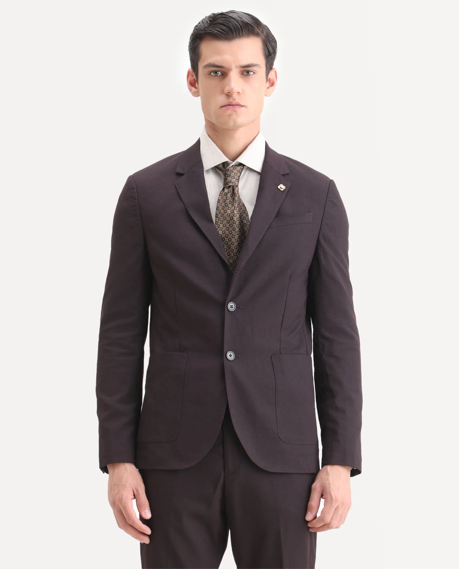 Rare Rabbit Men's Zanza Maroon Polyester Plain Tailored Fit Full Sleeve Lapel Neck Suits