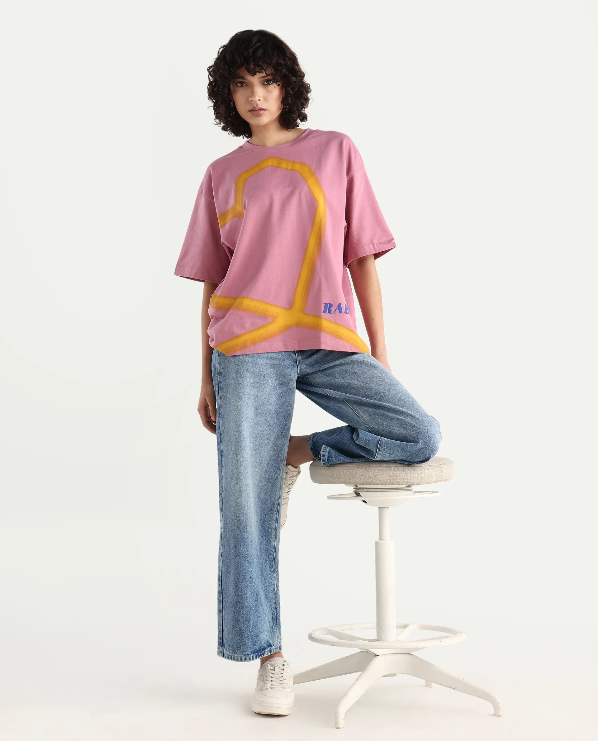 Rareism Women's Zelzo Pink Cotton Graphic Print Oversized T-Shirt