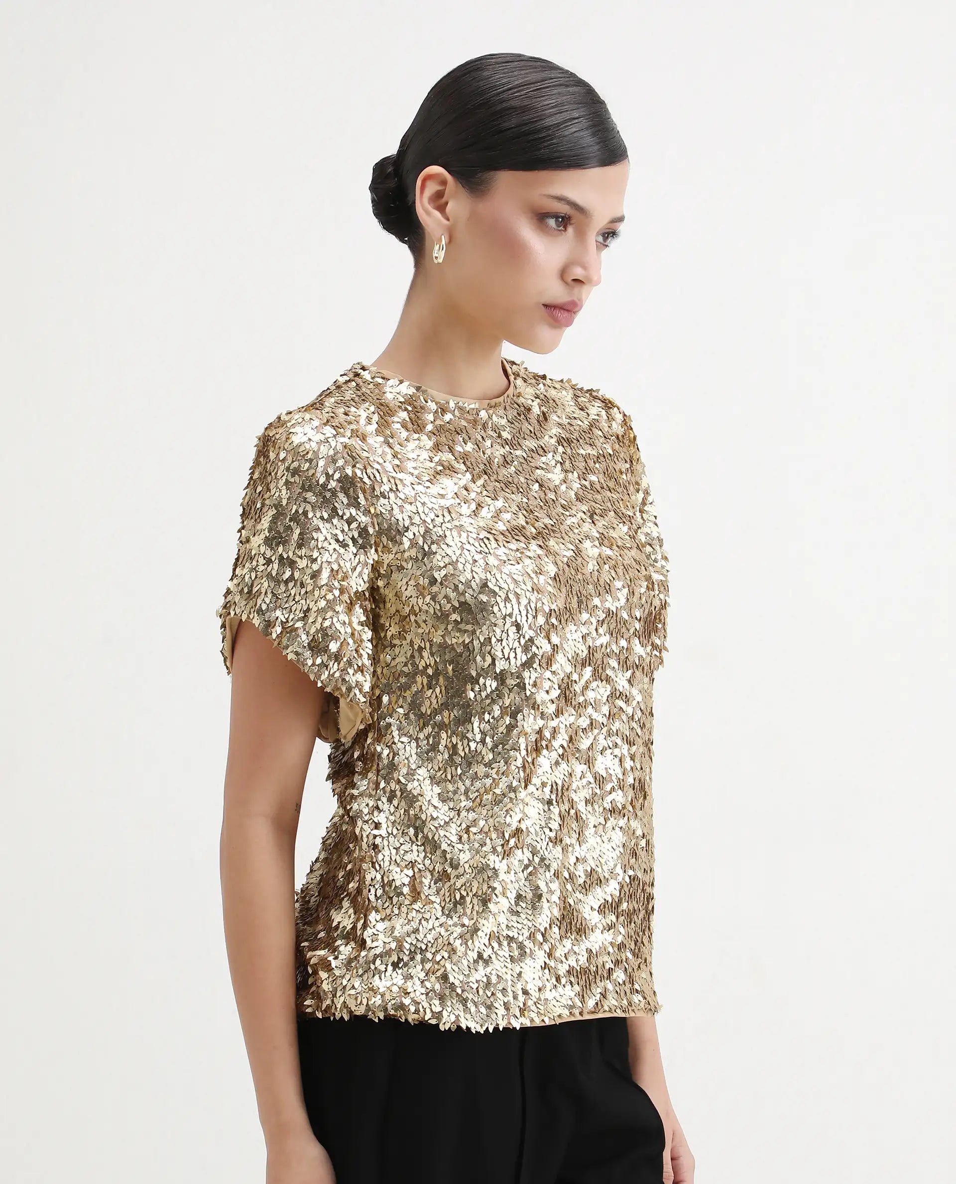 Rareism Women's Zepla Mettalic Gold Sequined Crew Neck Sequined Regular Fit Top