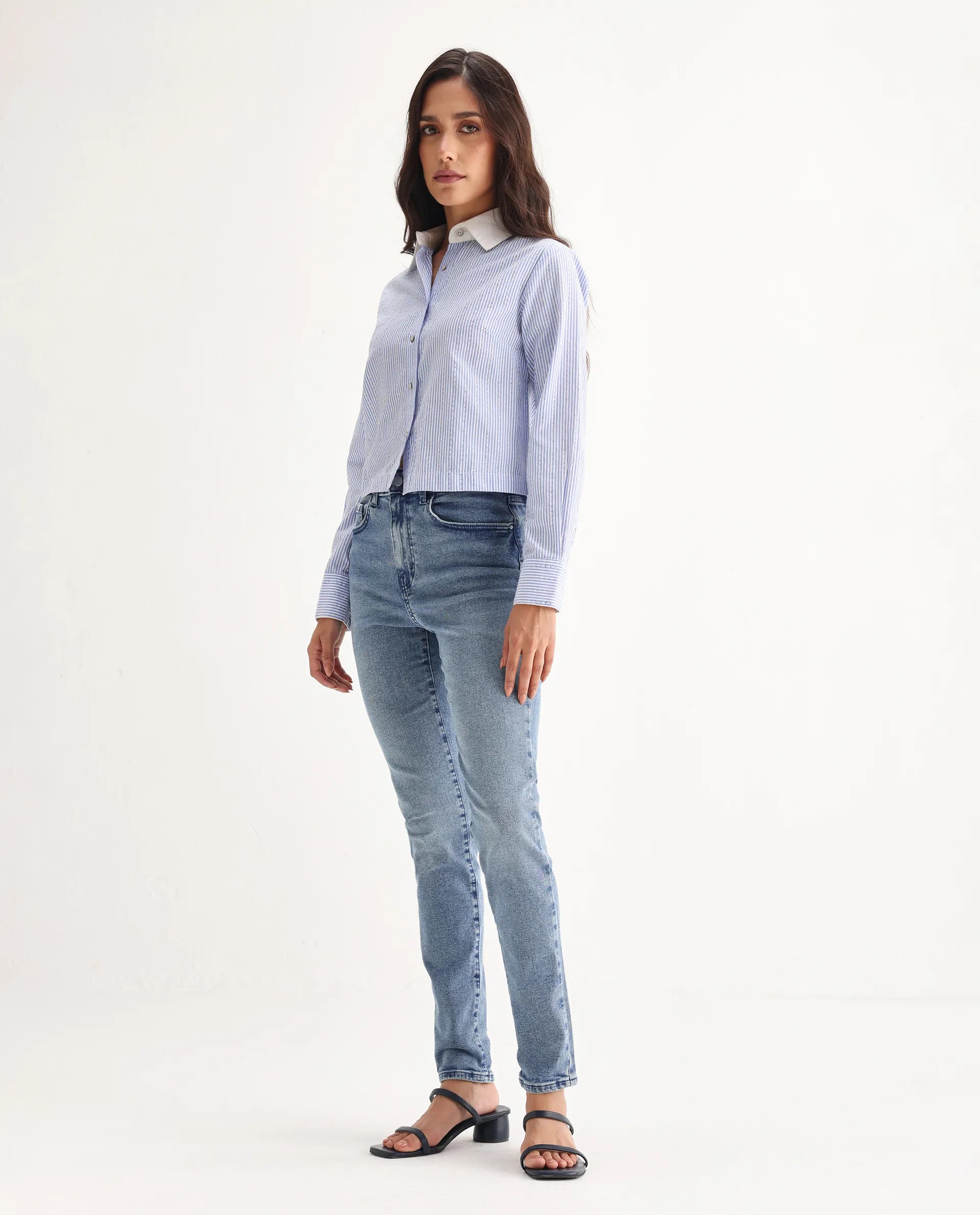 Rareism Women's Zingo Light Blue Cotton Blend Plain Ankle Length Skinny Fit Jeans