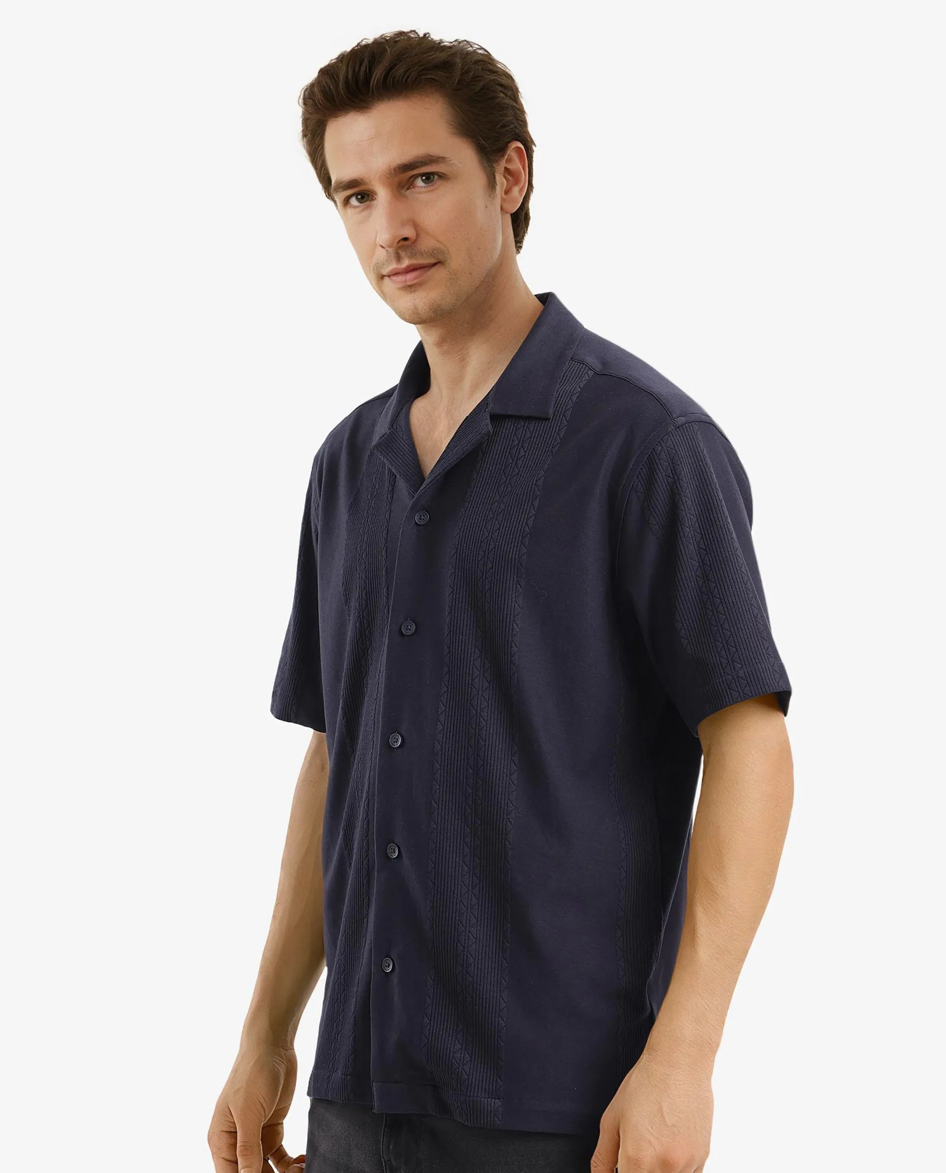 Rare Rabbit Men Zino Navy Short Sleeve Cuban Collared Button Closure Boxy Fit Seersucker Shirt