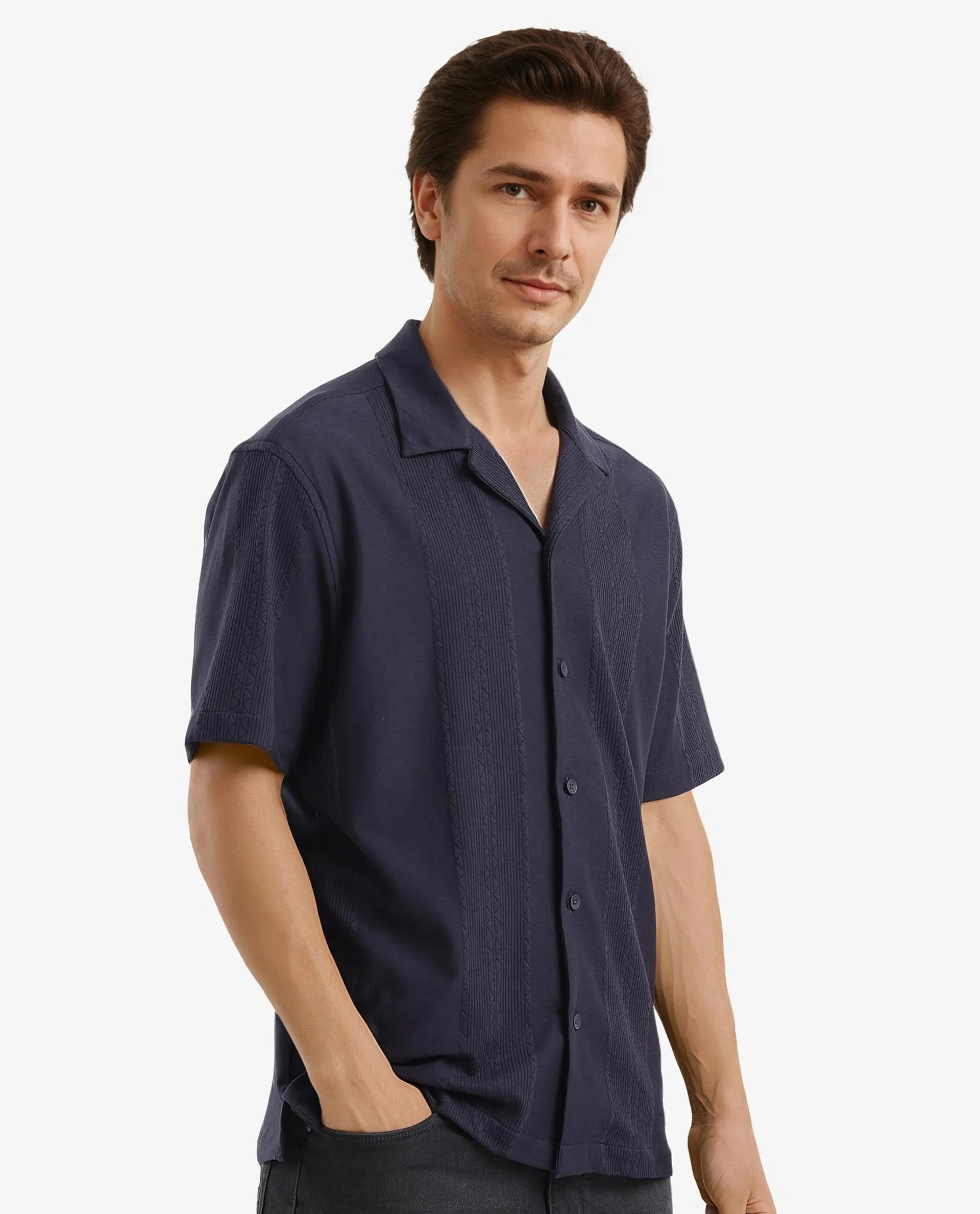 Rare Rabbit Men Zino Navy Short Sleeve Cuban Collared Button Closure Boxy Fit Seersucker Shirt