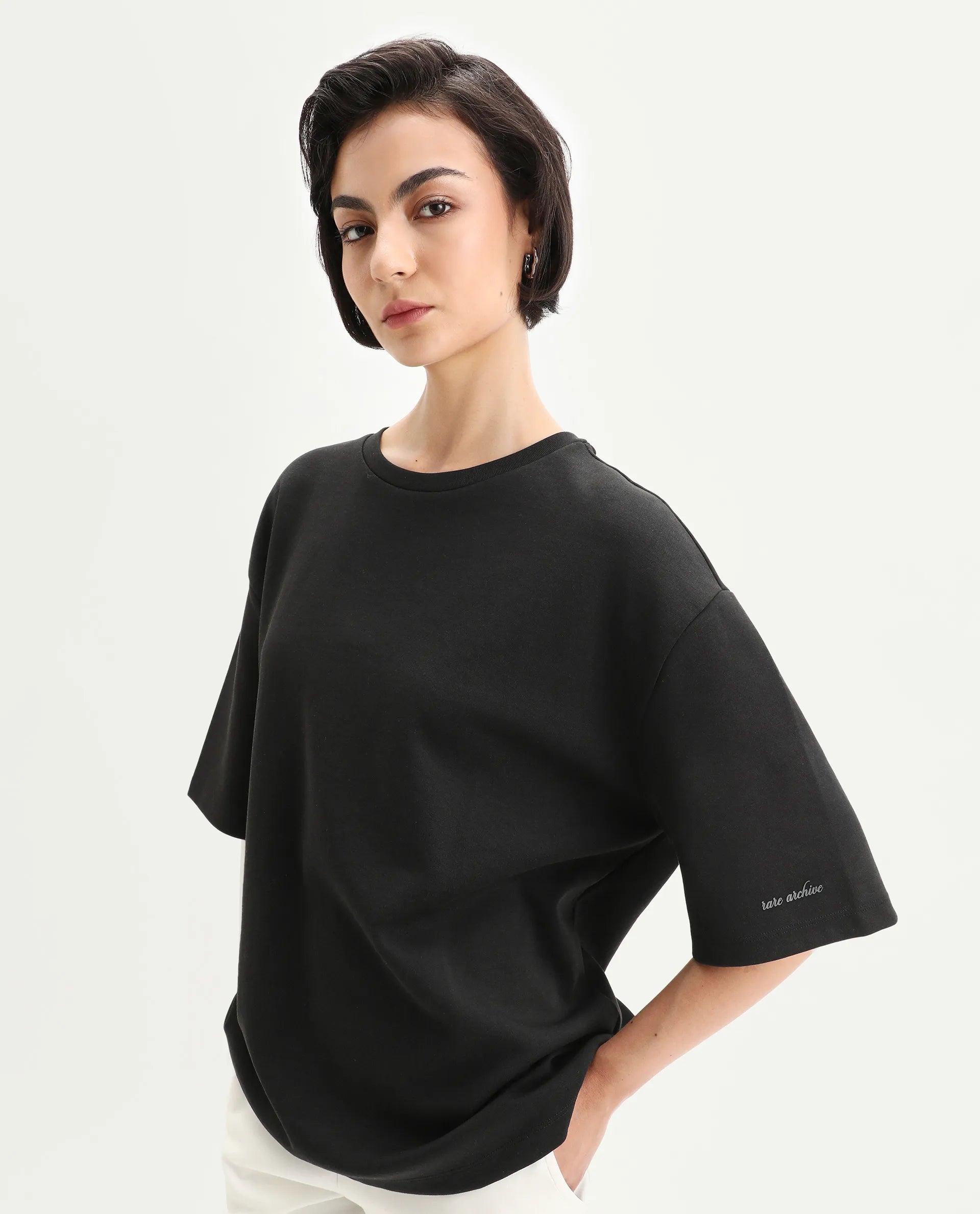 Rareism Women's Afsko T Black Cotton Blend Crew Neck Plain Relaxed Fit T-Shirt