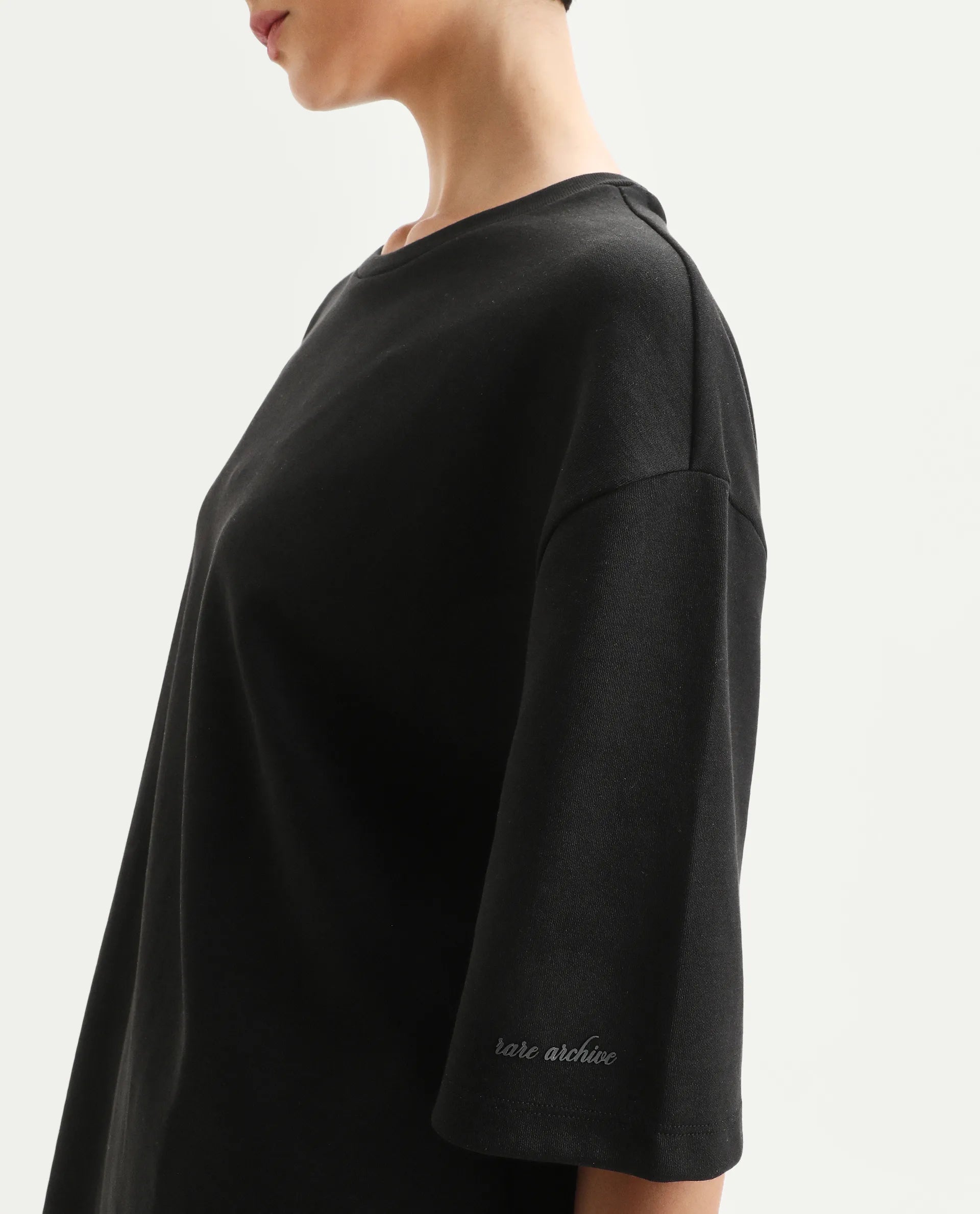 Rareism Women's Afsko T Black Cotton Blend Crew Neck Plain Relaxed Fit T-Shirt