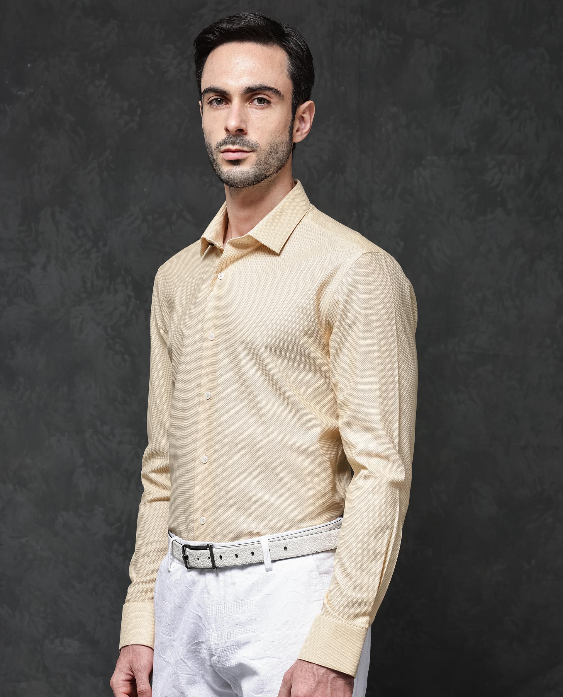 Rare Rabbit Mens Astron Pastel Yellow Full Sleeve Solid Dobby Shirt