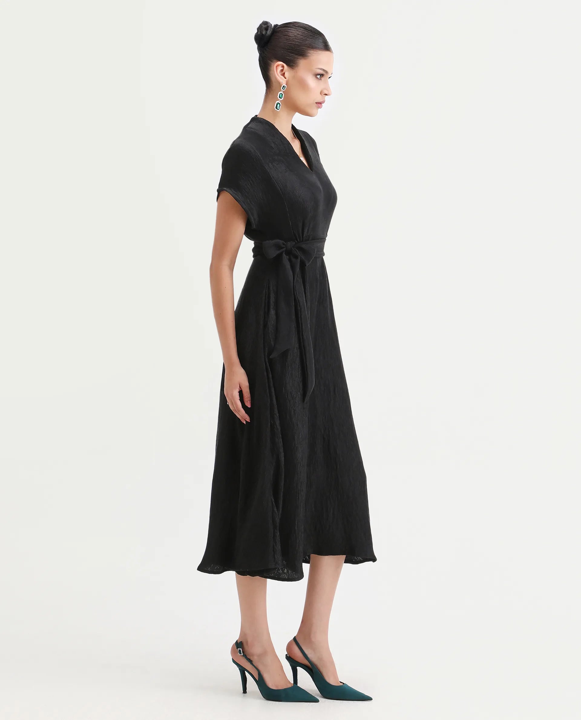 Rareism Women's Aviha Black Nylon Blend V-Neck Flared Plain Dress