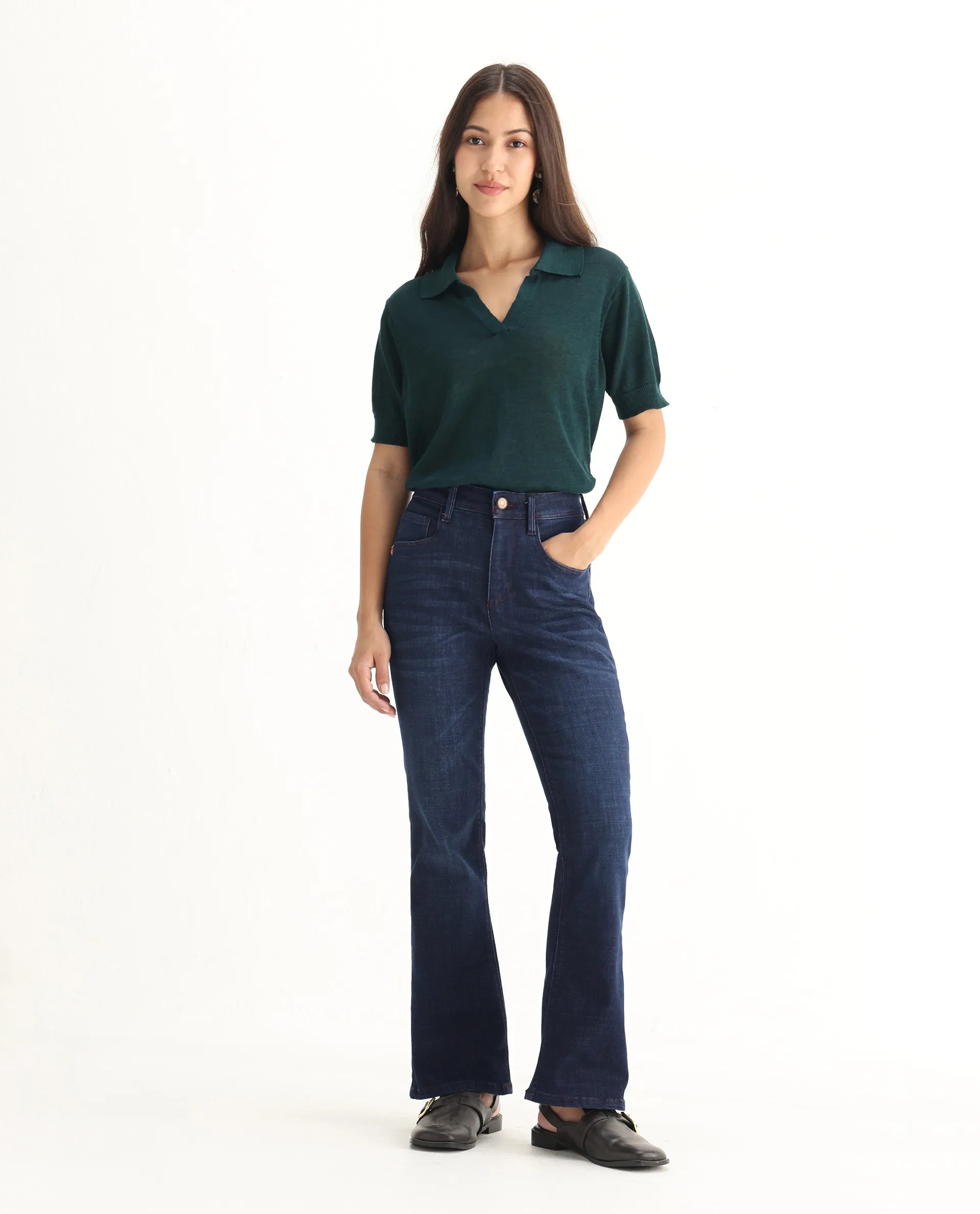 Rareism Women's Booter Blue Cotton Blend Plain Ankle Length CLASSIC BOOTCUT Jeans