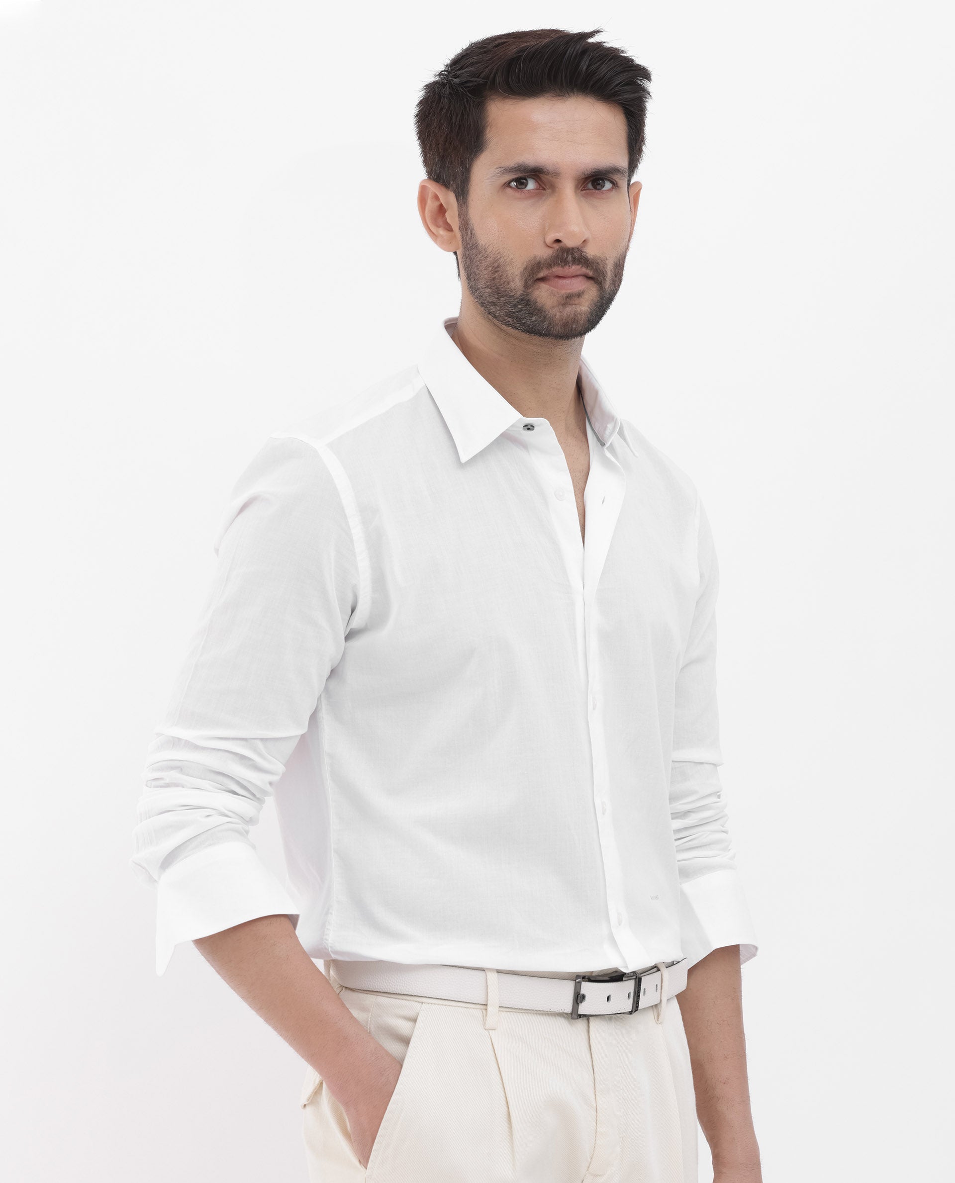 Rare Rabbit Mens Cambo White Cambric Fabric Full Sleeve Solid Shirt