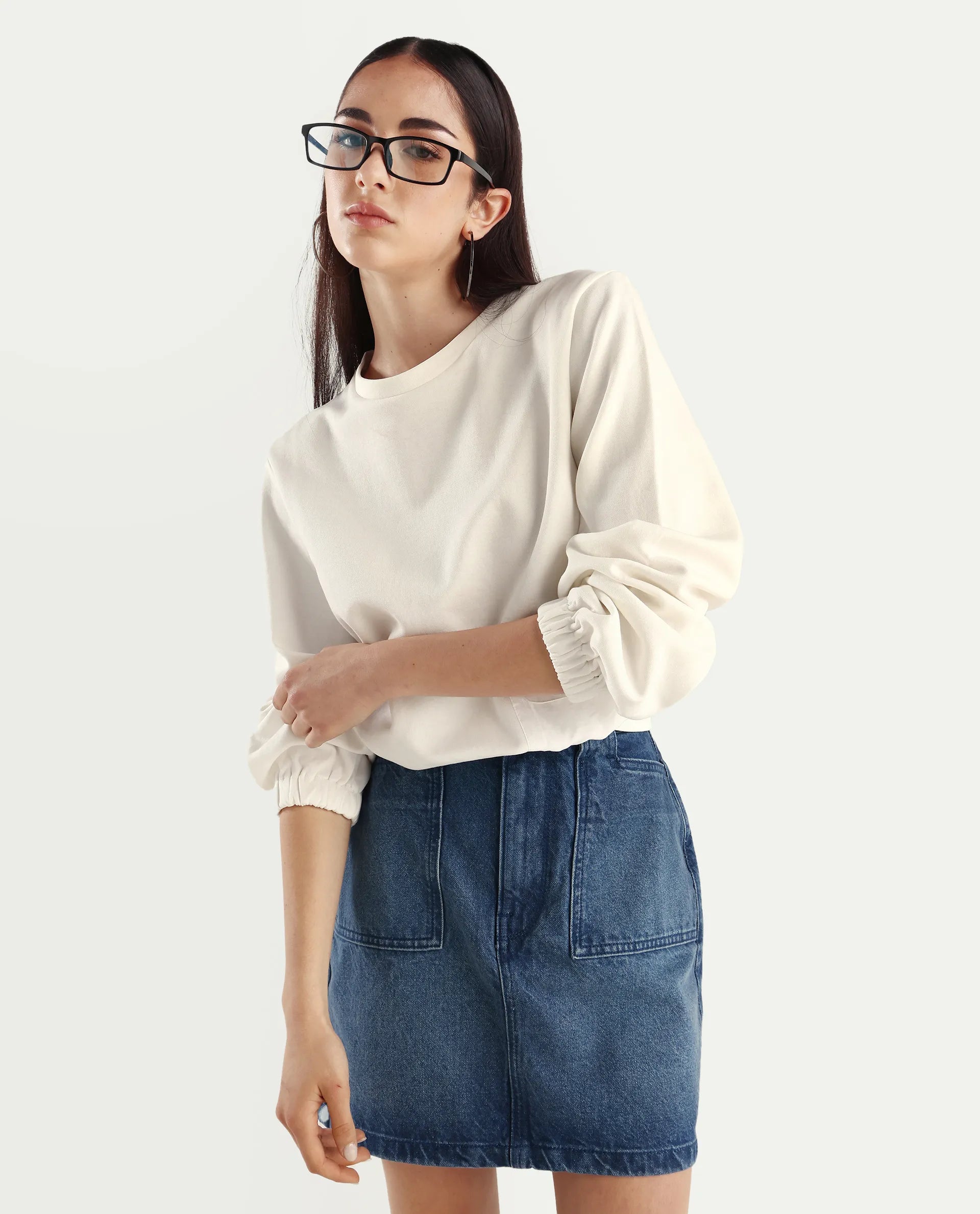 Rareism Women's Century Off White Cotton Blend Crew Neck Plain Relaxed Fit Sweatshirt