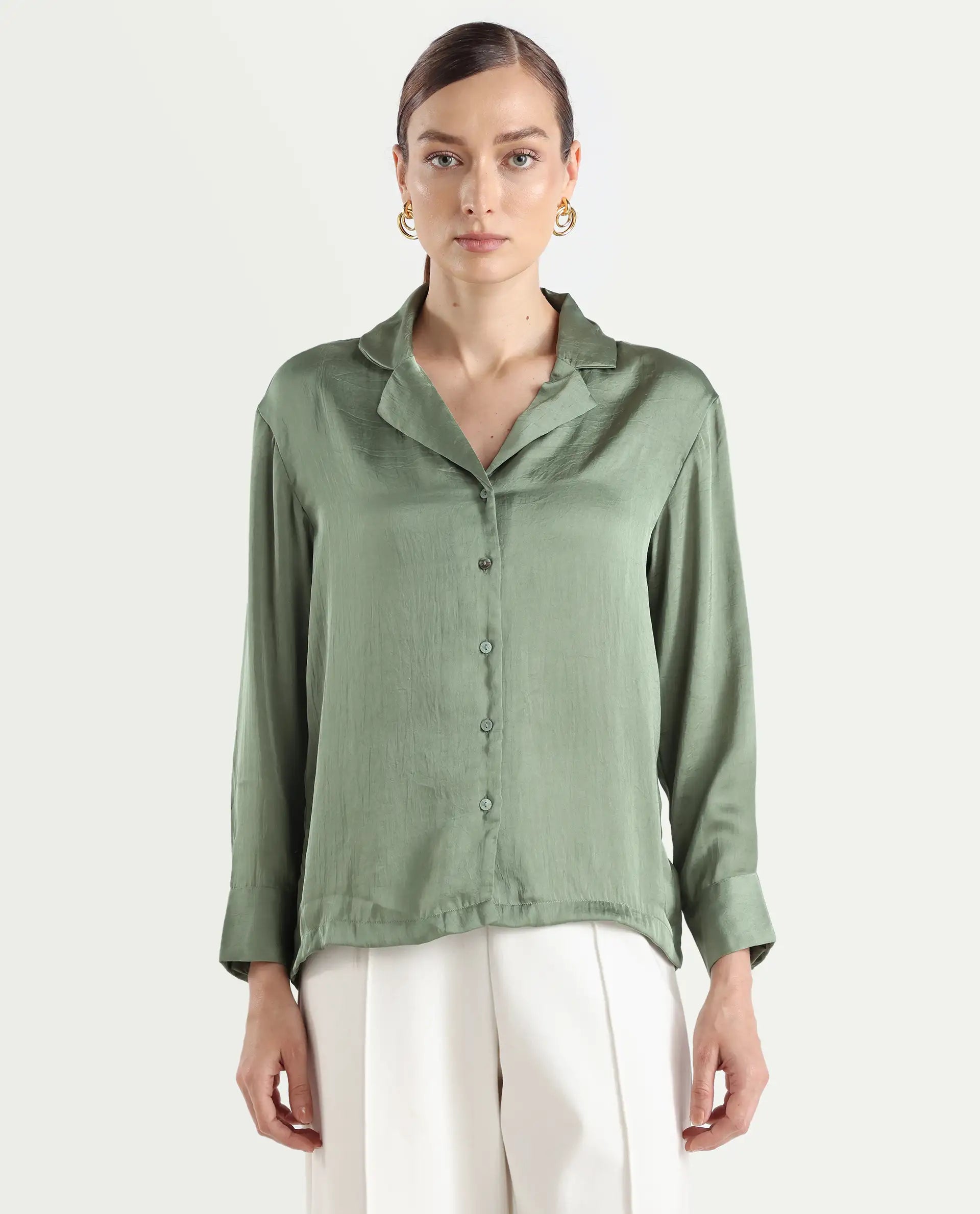 Rareism Women's Chant Light Green Lapel Neck Plain Cuffed Sleeve Regular Fit Top