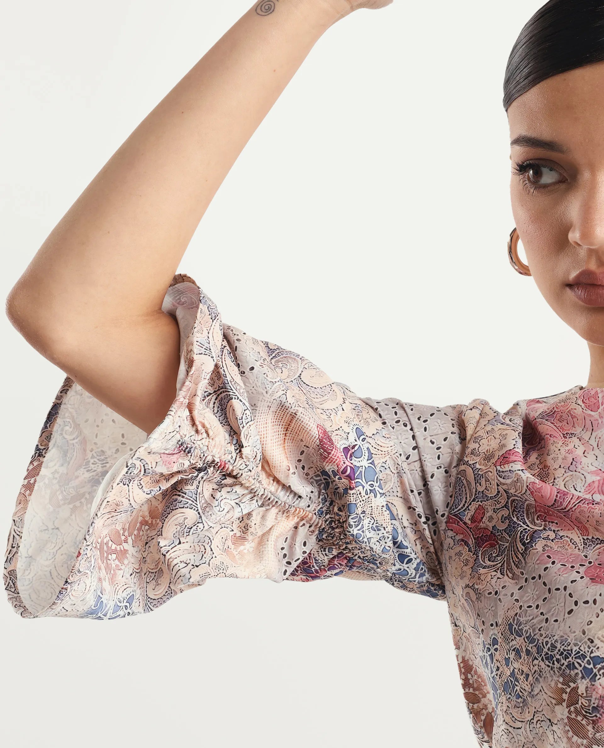 Rareism Women's Ciko Light Multi Satin Round Neck Abstract Print Volume Sleeve Regular Fit Top