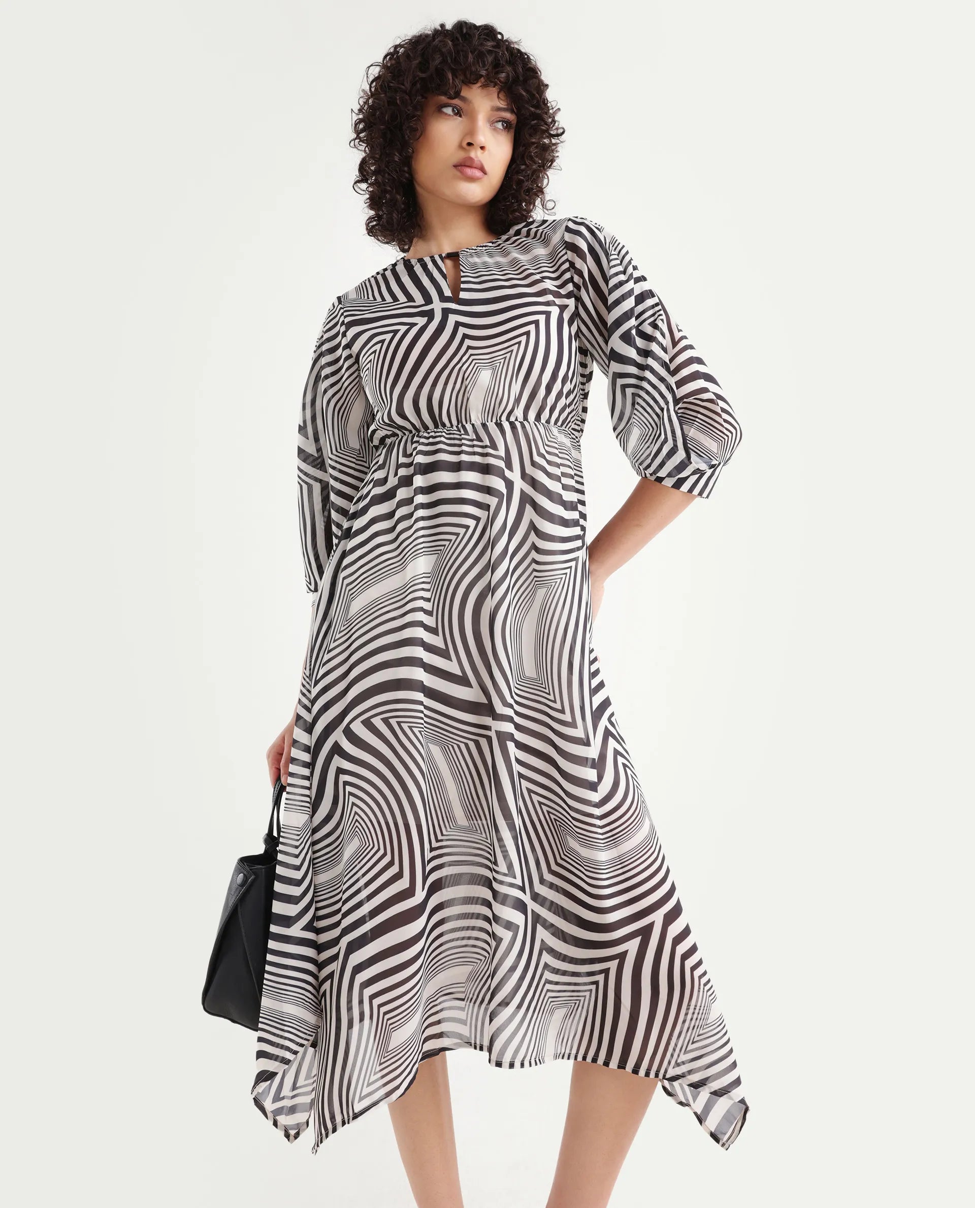 Rareism Women's Dilob Black Polyester Drop Collar Abstract Print Cuffed Sleeve Maxi Flared Dress