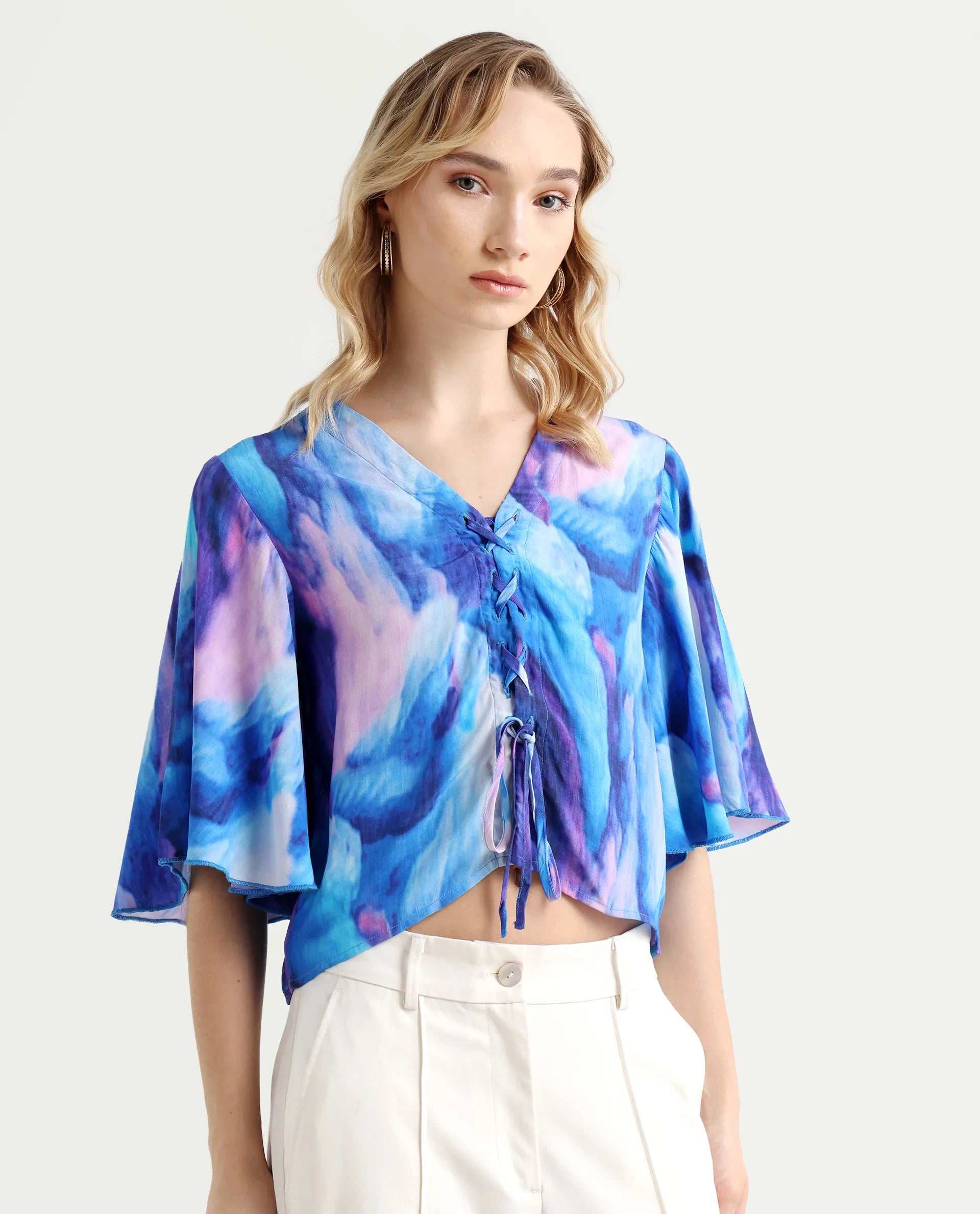 Rareism Women's Eltop Blue Polyester V-Neck Abstract Print Flared Sleeve Crop Relaxed Fit Top