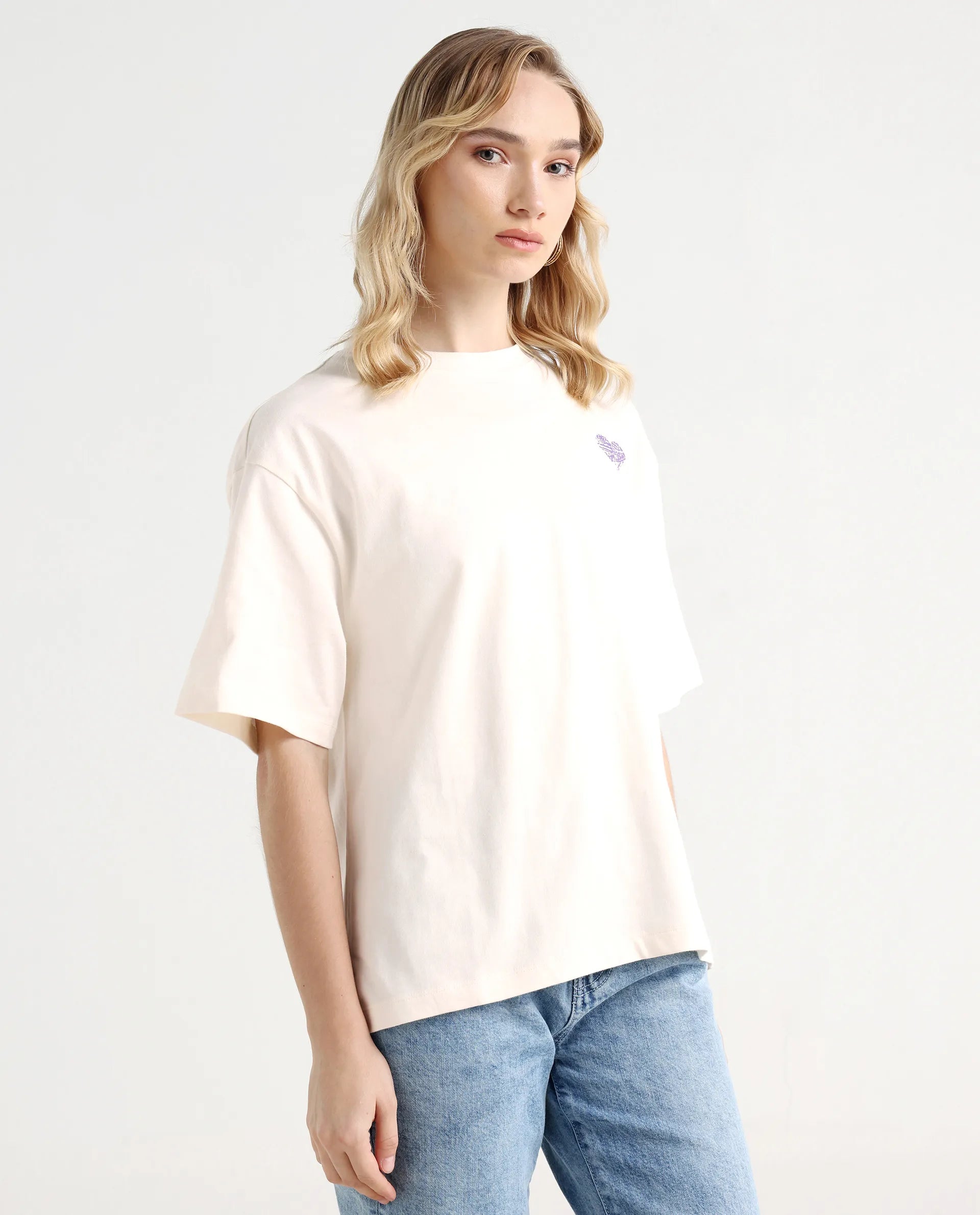 Rareism Women's Enrique Off White Cotton Blend Crew Neck Graphic Print Relaxed Fit T-Shirt