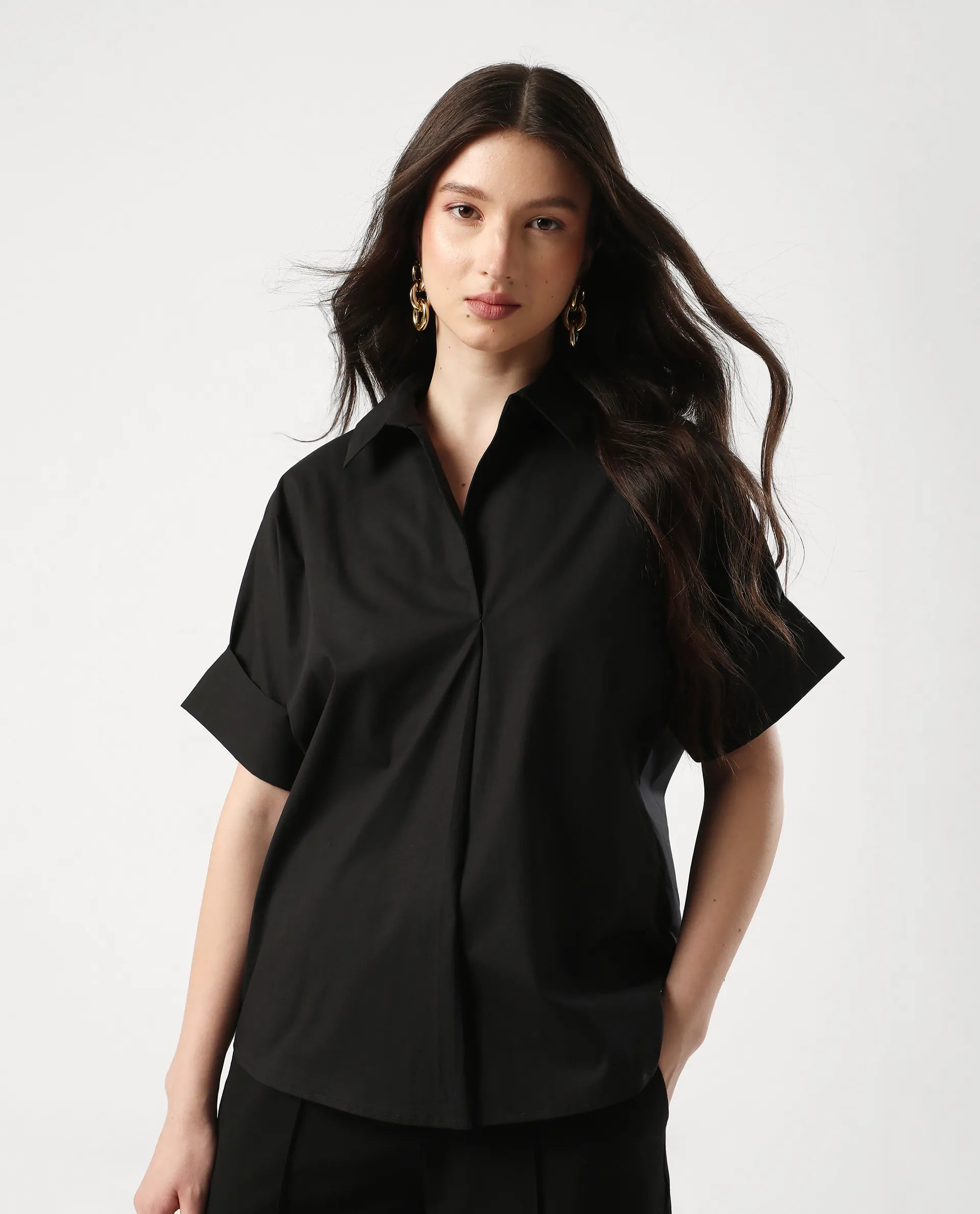 Rareism Women's Episo Black Cotton Blend Plain Extended Sleeves Boxy Fit Top