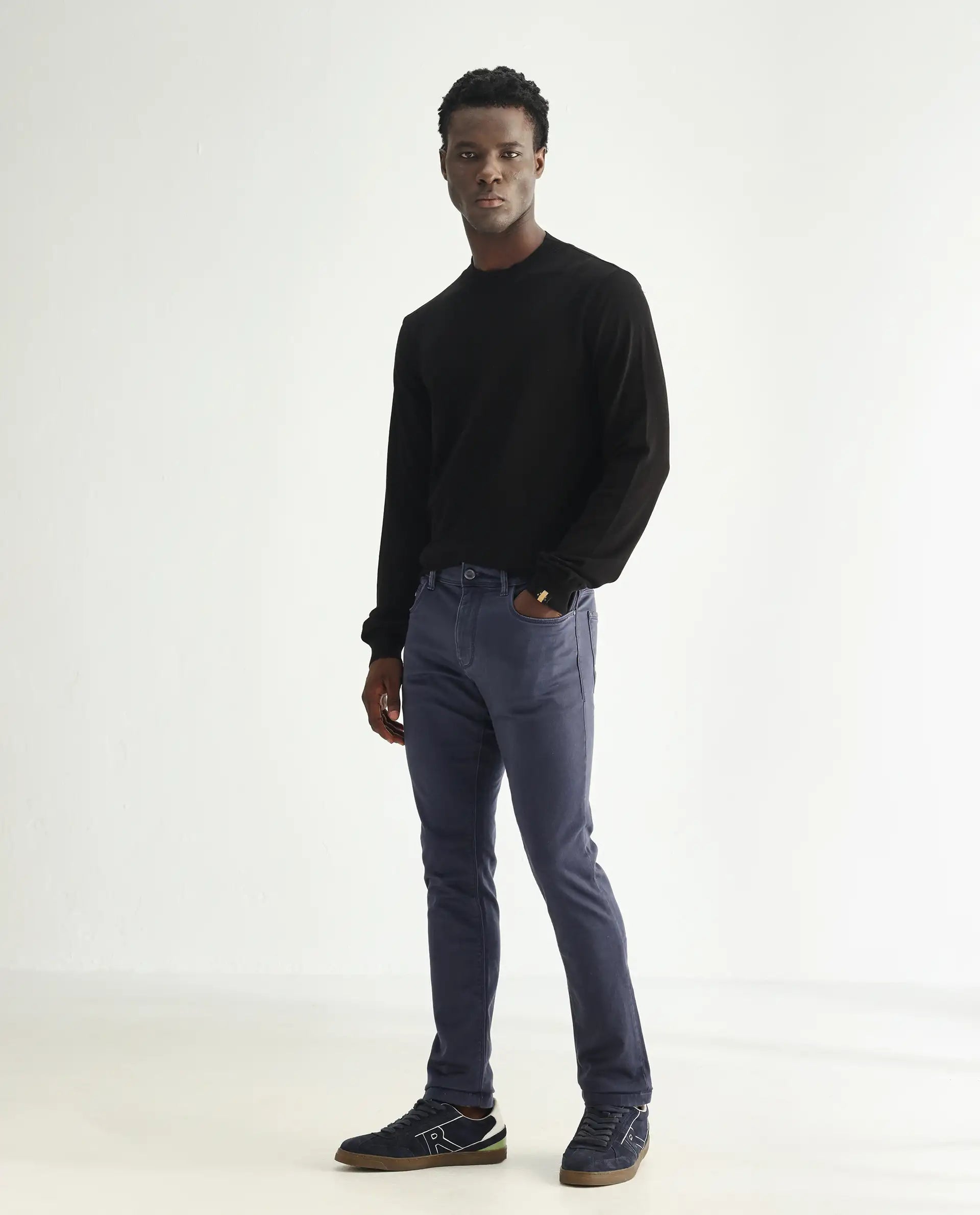 Rare Rabbit Men's Essen Light Purple Cotton Plain Hawk Slim Fit Jeans