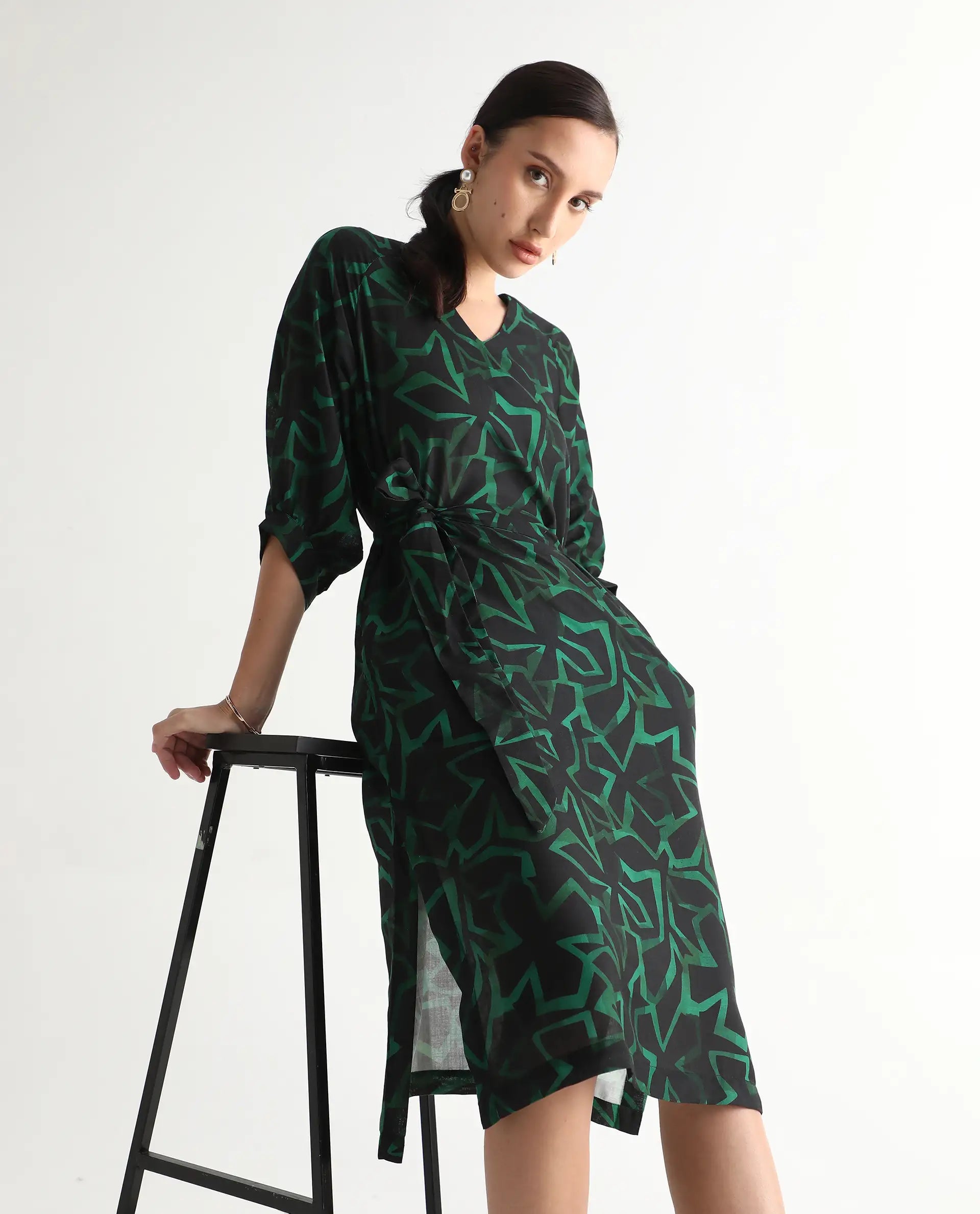 Rareism Women's Feray Dark Black Linen V-Neck Geometric Print Bishop Sleeve Midi A-Line Dress