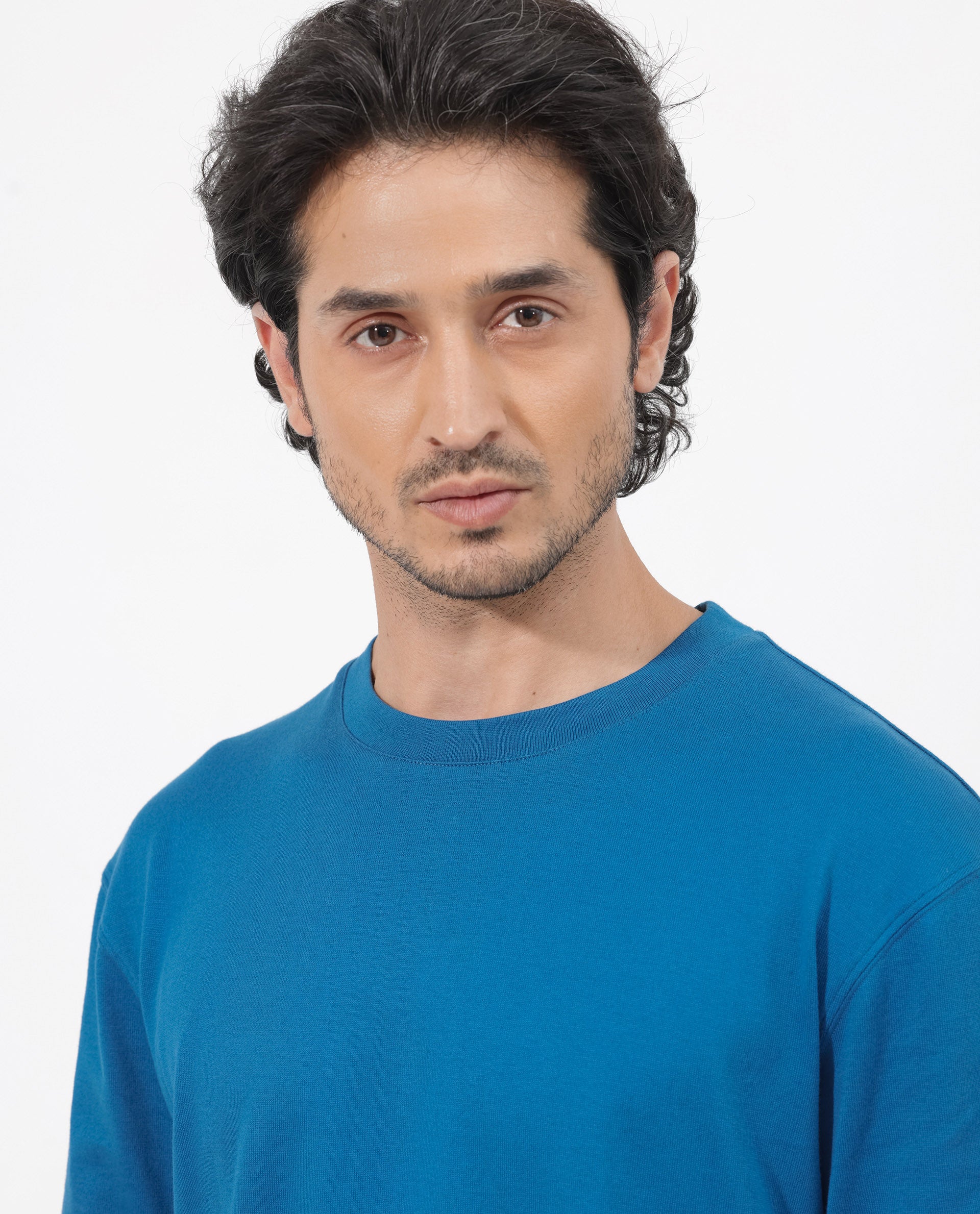 Rare Rabbit Men's Gallos Blue Short Sleeve Oversized Solid T-Shirt