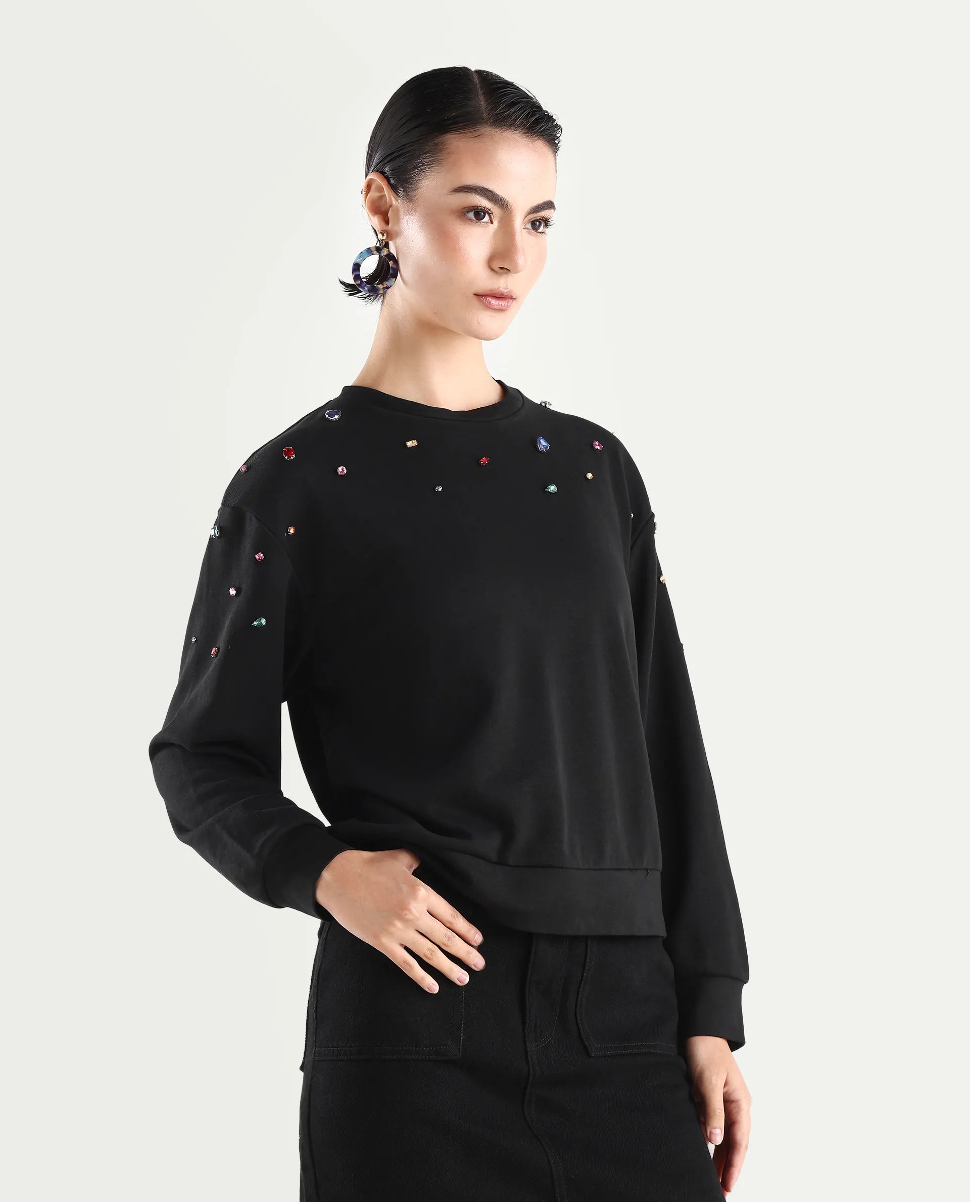 Rareism Women's Gera Black Cotton Blend Crew Neck Plain Relaxed Fit Sweatshirt