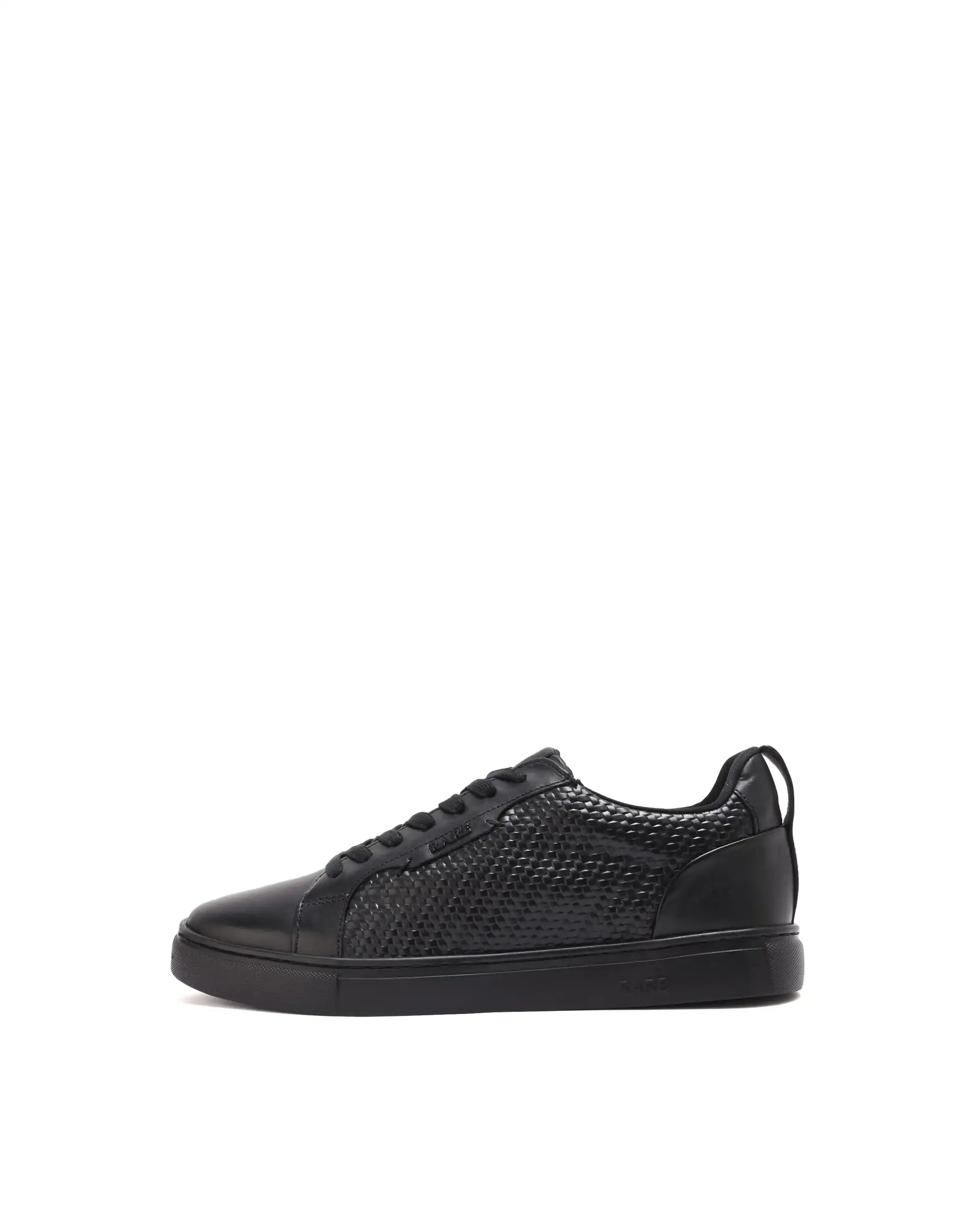 Rare Rabbit Mens Rapso Black Round Toe Low-Top Embossed Lace-Up Sneaker Shoes