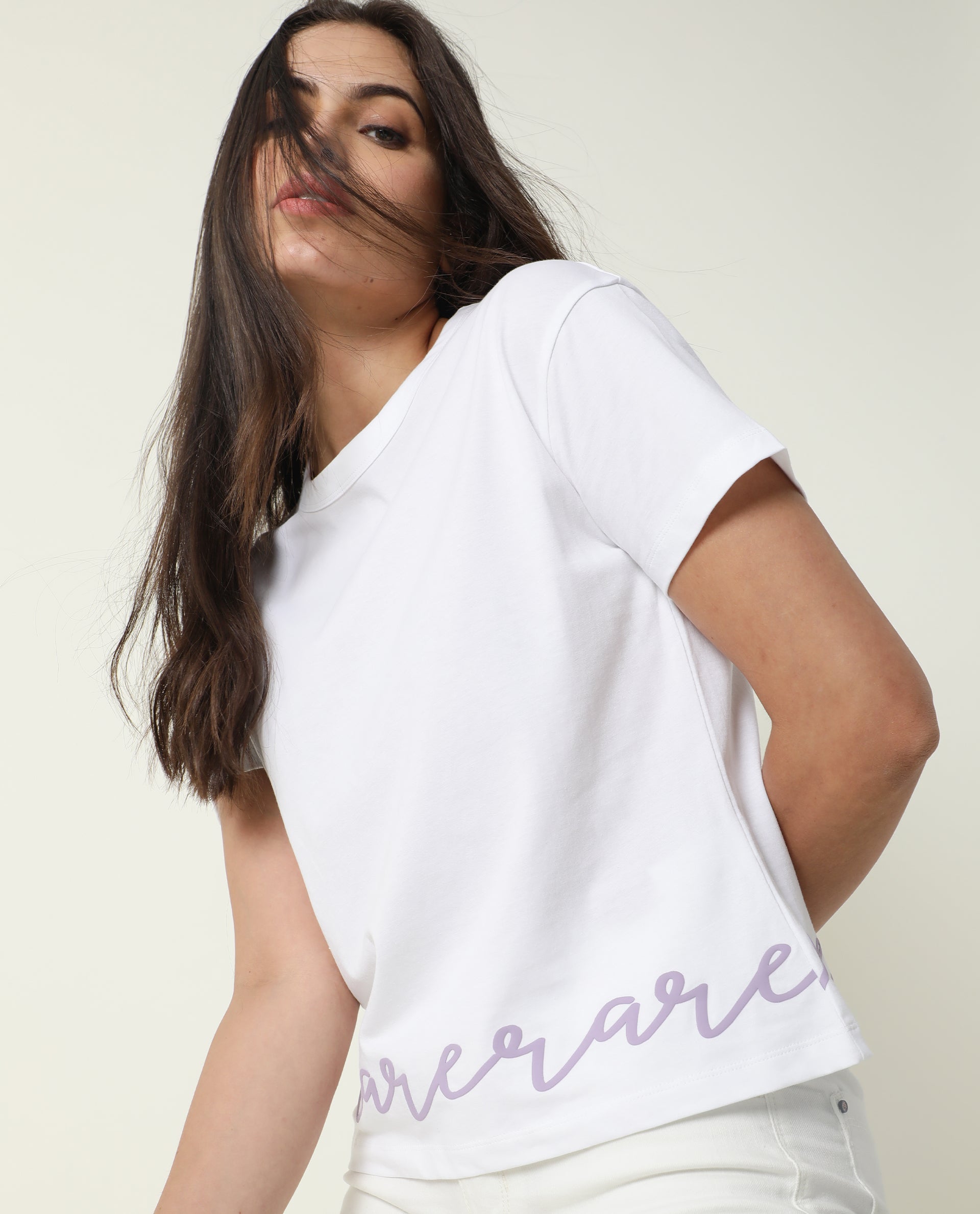 Rareism Women Ruthi White Cotton Fabric Regular Fit Half Sleeves Graphic Print Crew Neck T-Shirt