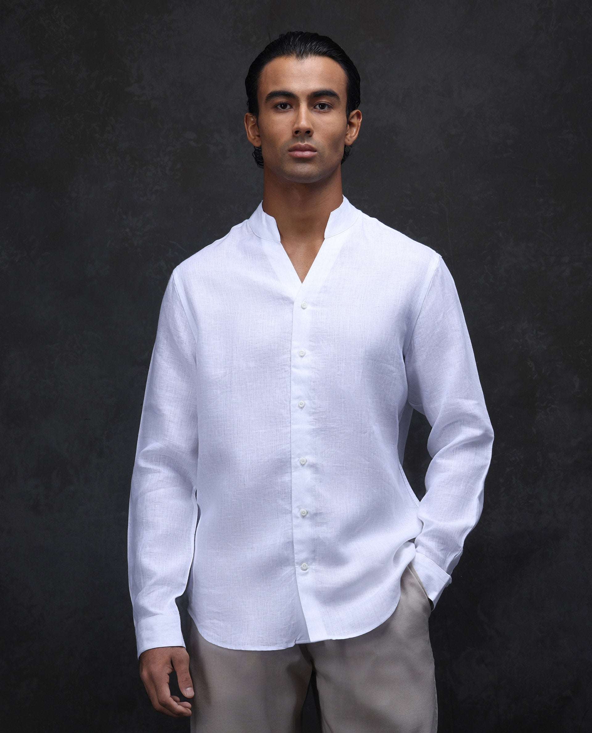 Rare Rabbit Men's Fig White 100% Linen Plain Regular Fit Full Sleeve Collared Shirt