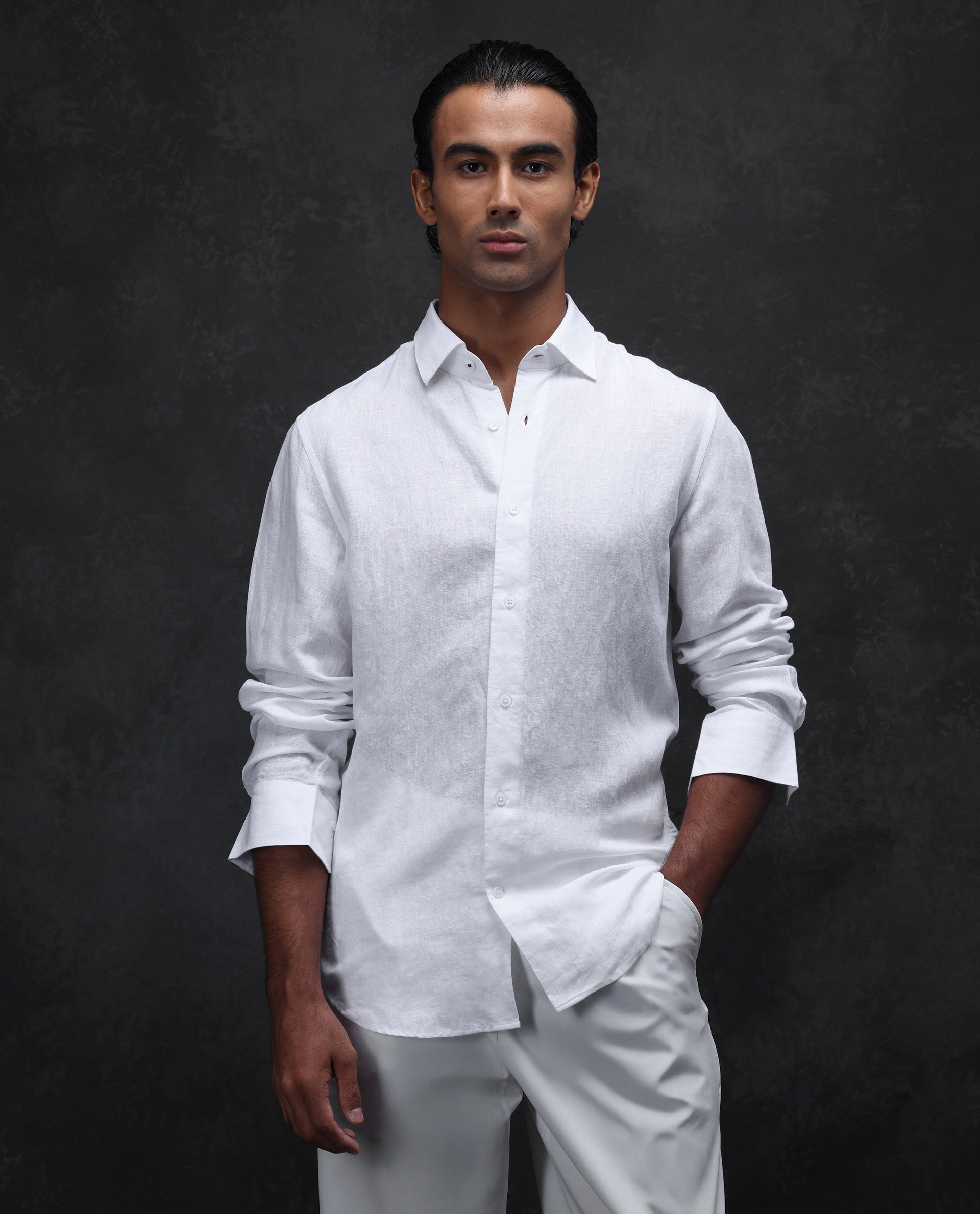 Rare Rabbit Men's Linex Ls-25 White Linen Blend Plain Regular Fit Full Sleeve Collared Shirt