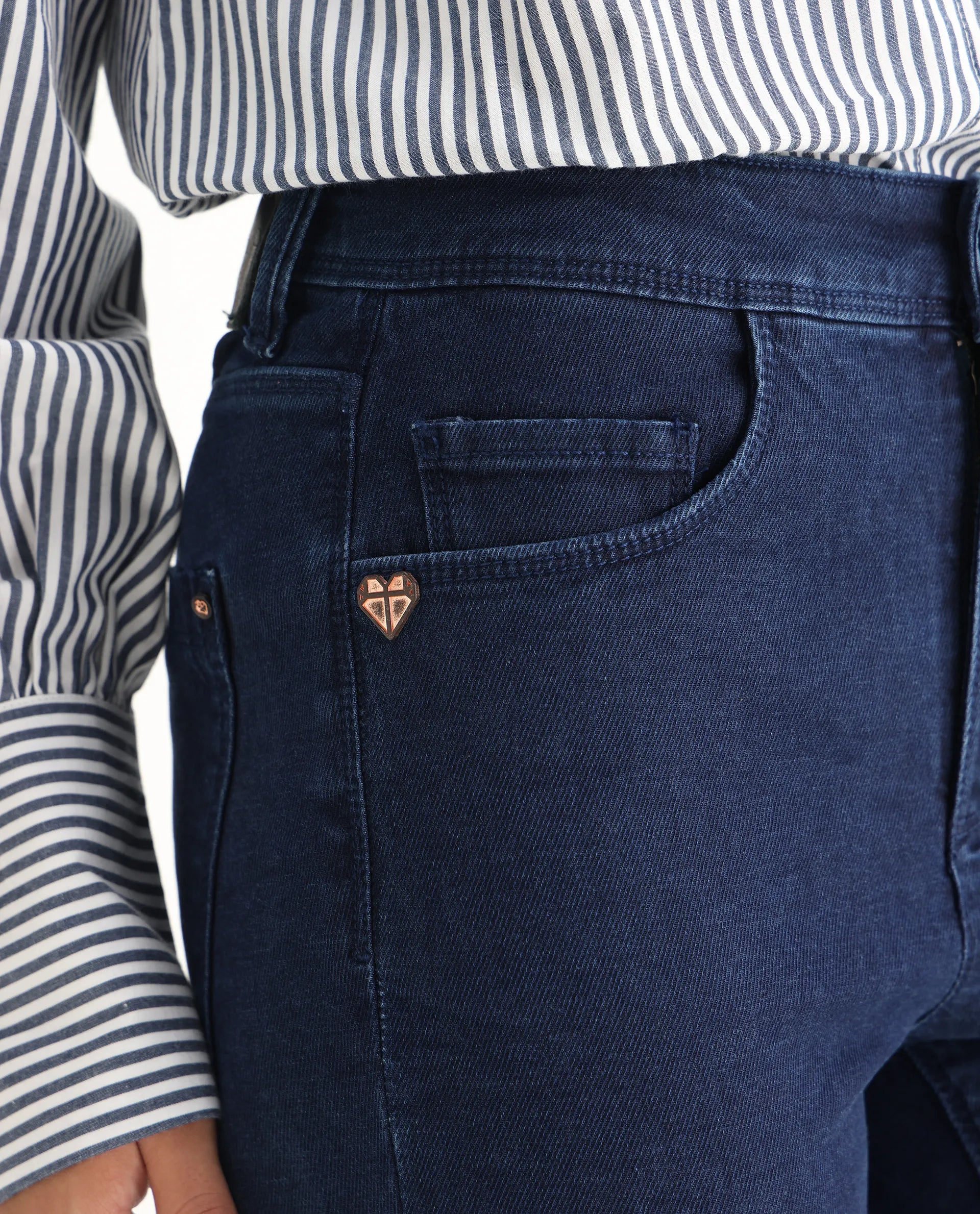 Rareism Women's Hugo Blue Cotton Plain Ankle Length Relaxed Fit Jeans