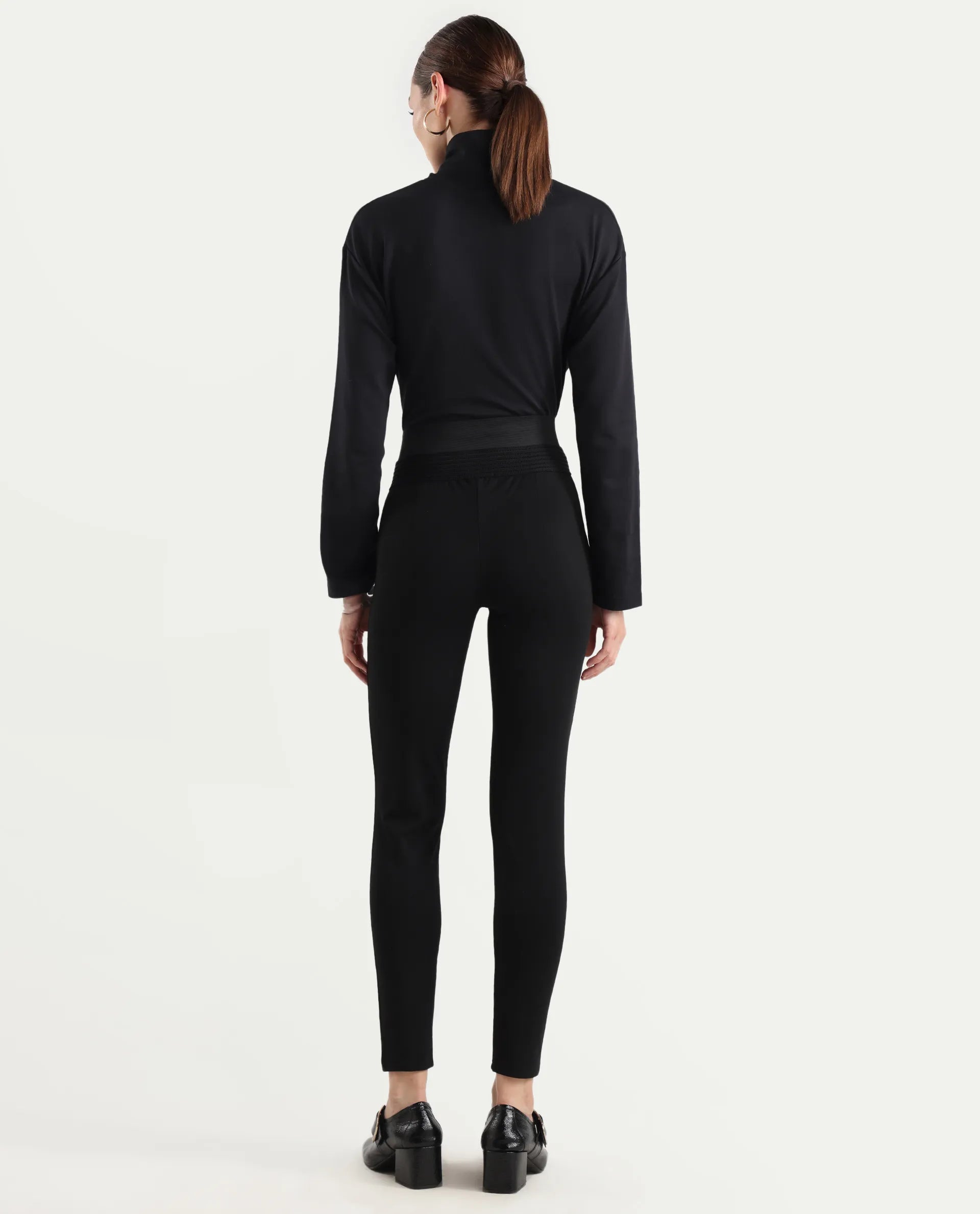 Rareism Women's Jancuro Black Viscose Blend Skinny Fit Plain Trouser