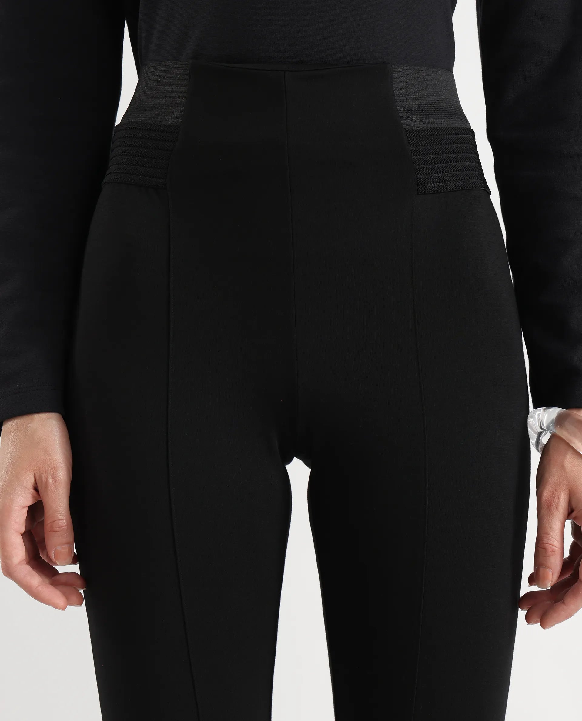 Rareism Women's Jancuro Black Viscose Blend Skinny Fit Plain Trouser