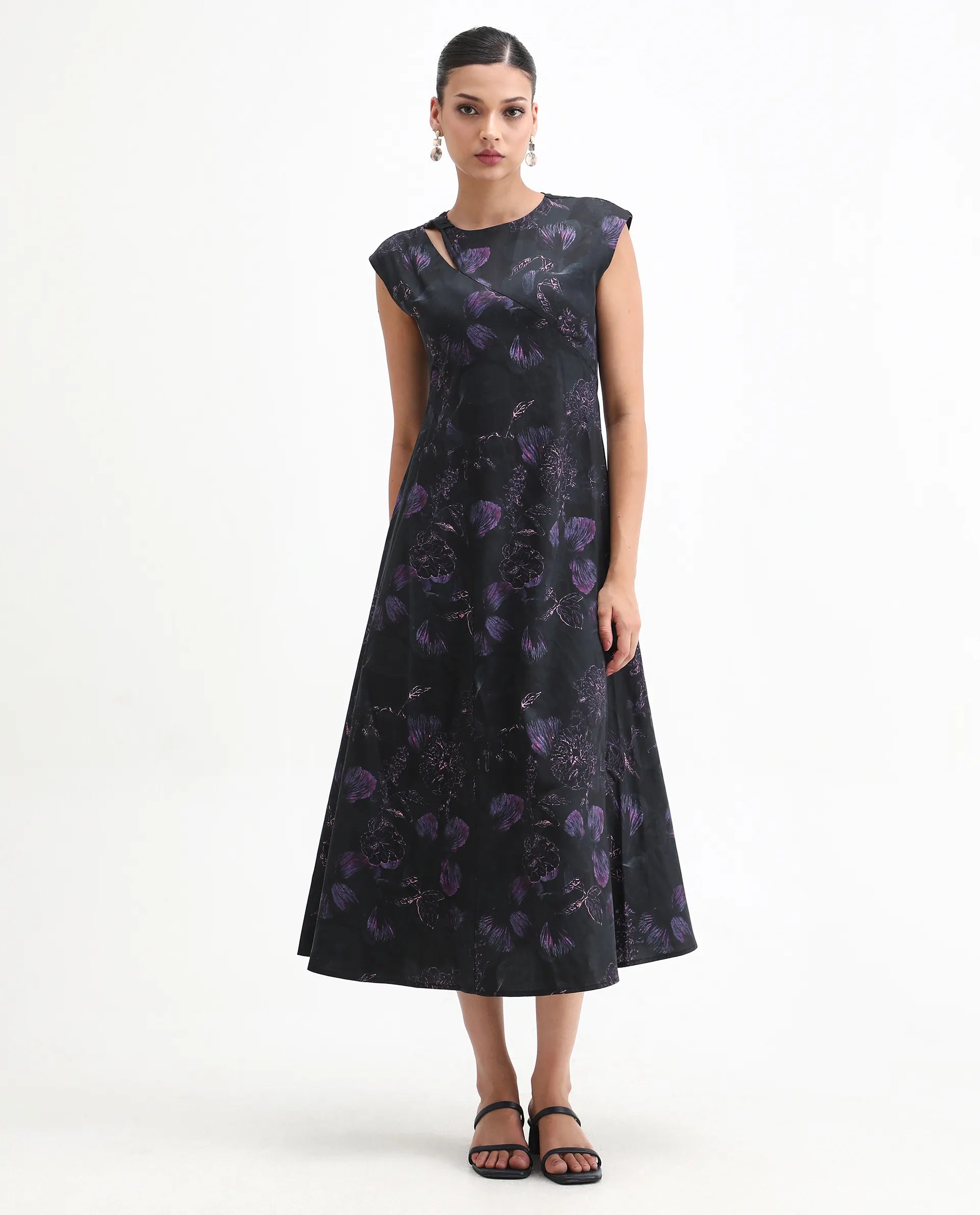 Rareism Women's Jetro Black Cotton Blend Round Neck Fit And Flare Floral Print Dress
